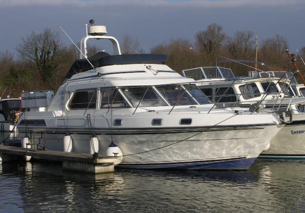 Fairline Turbo 36