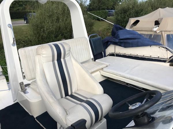 1990 Fairline Turbo 36