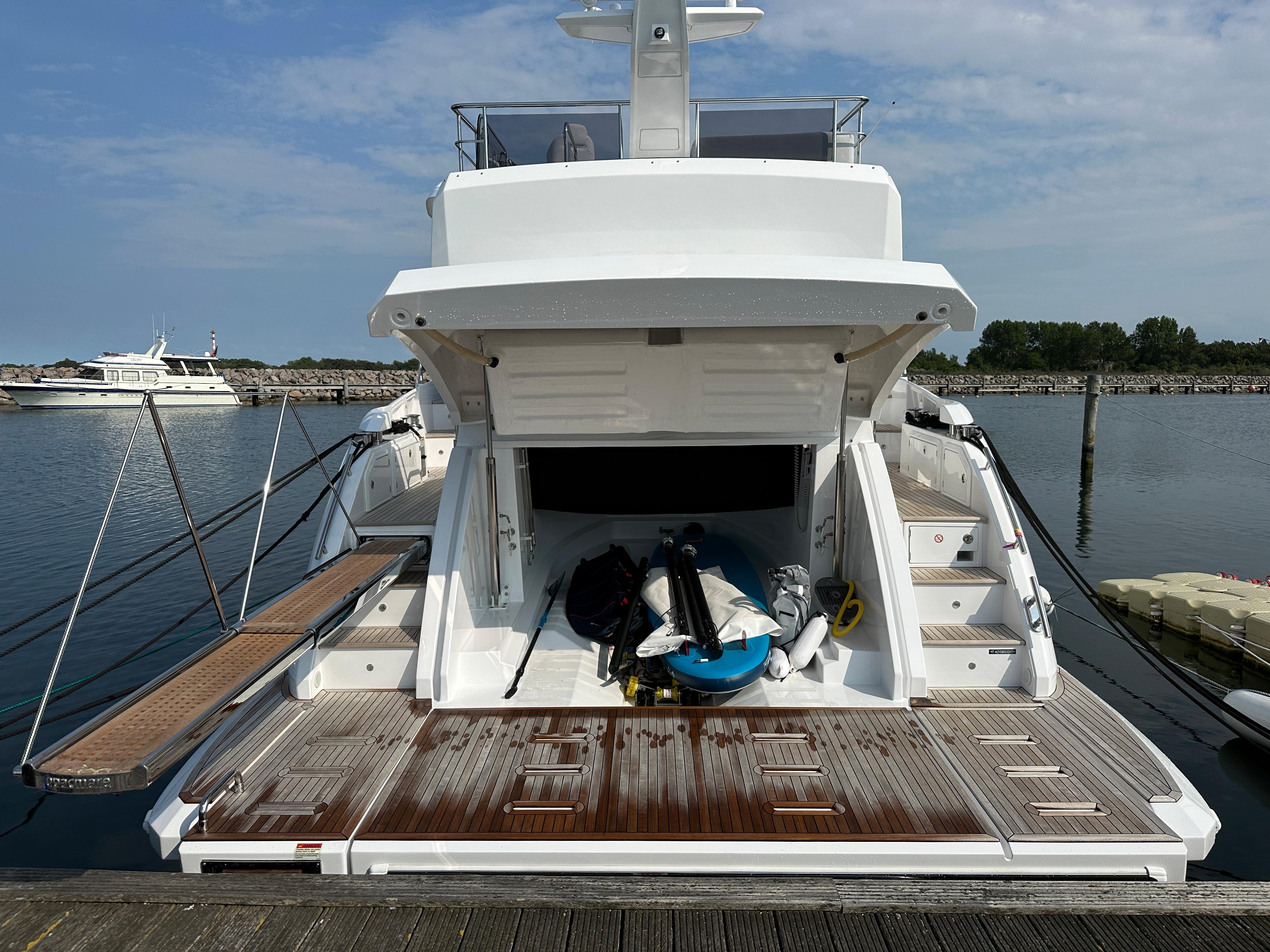 Azimut S6 Sportfly EVA