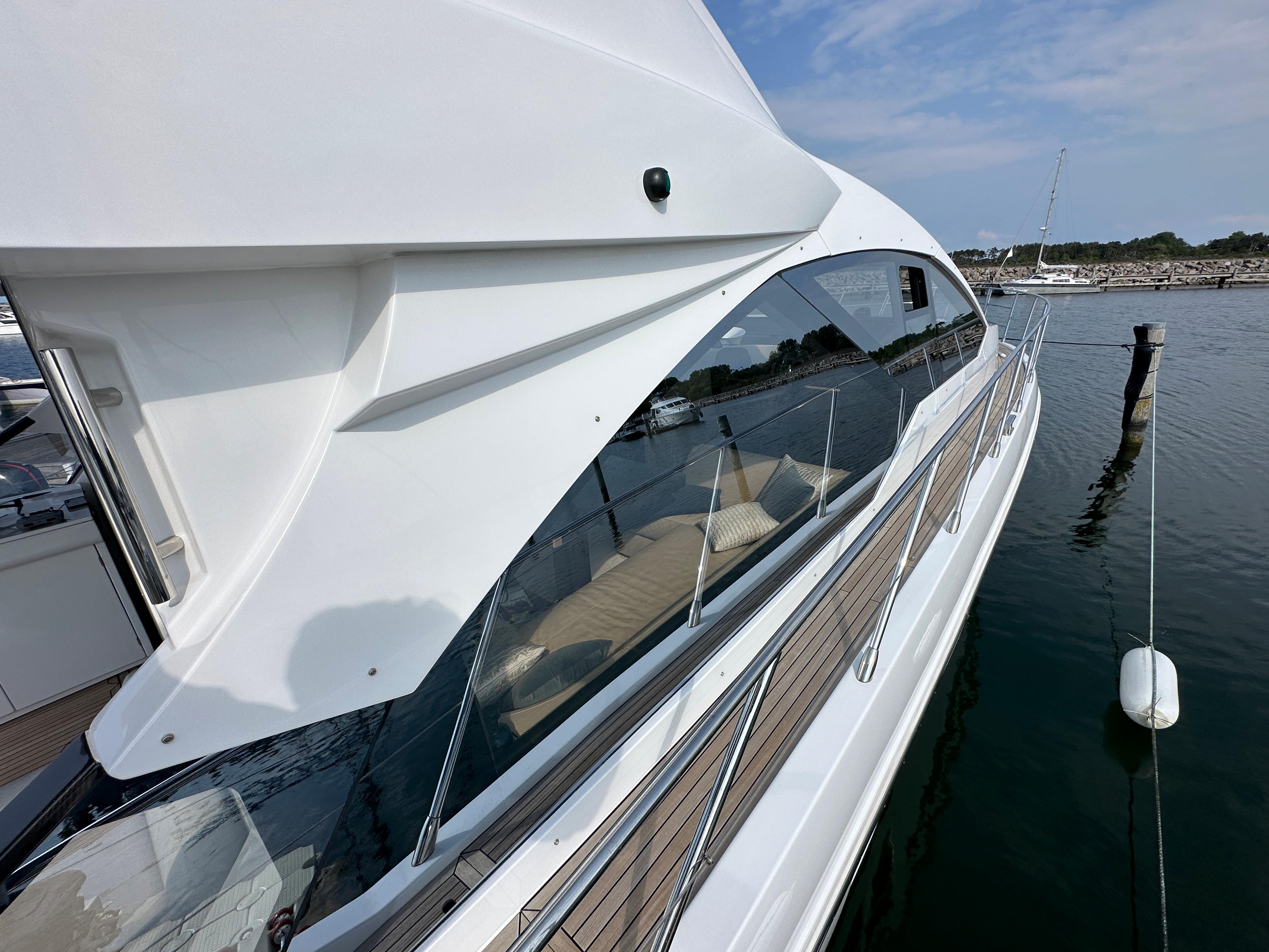 Azimut S6 Sportfly EVA