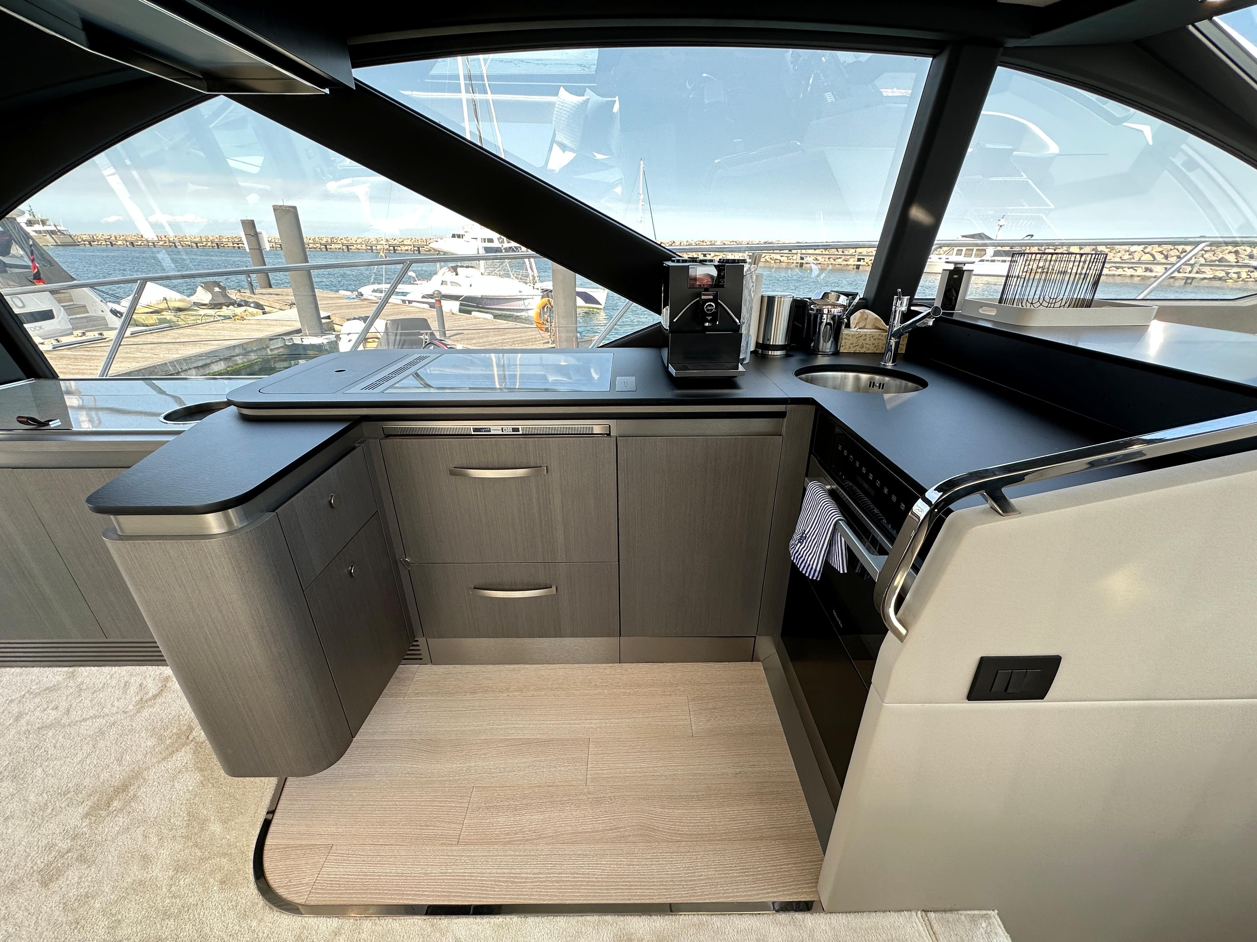 Azimut S6 Sportfly EVA