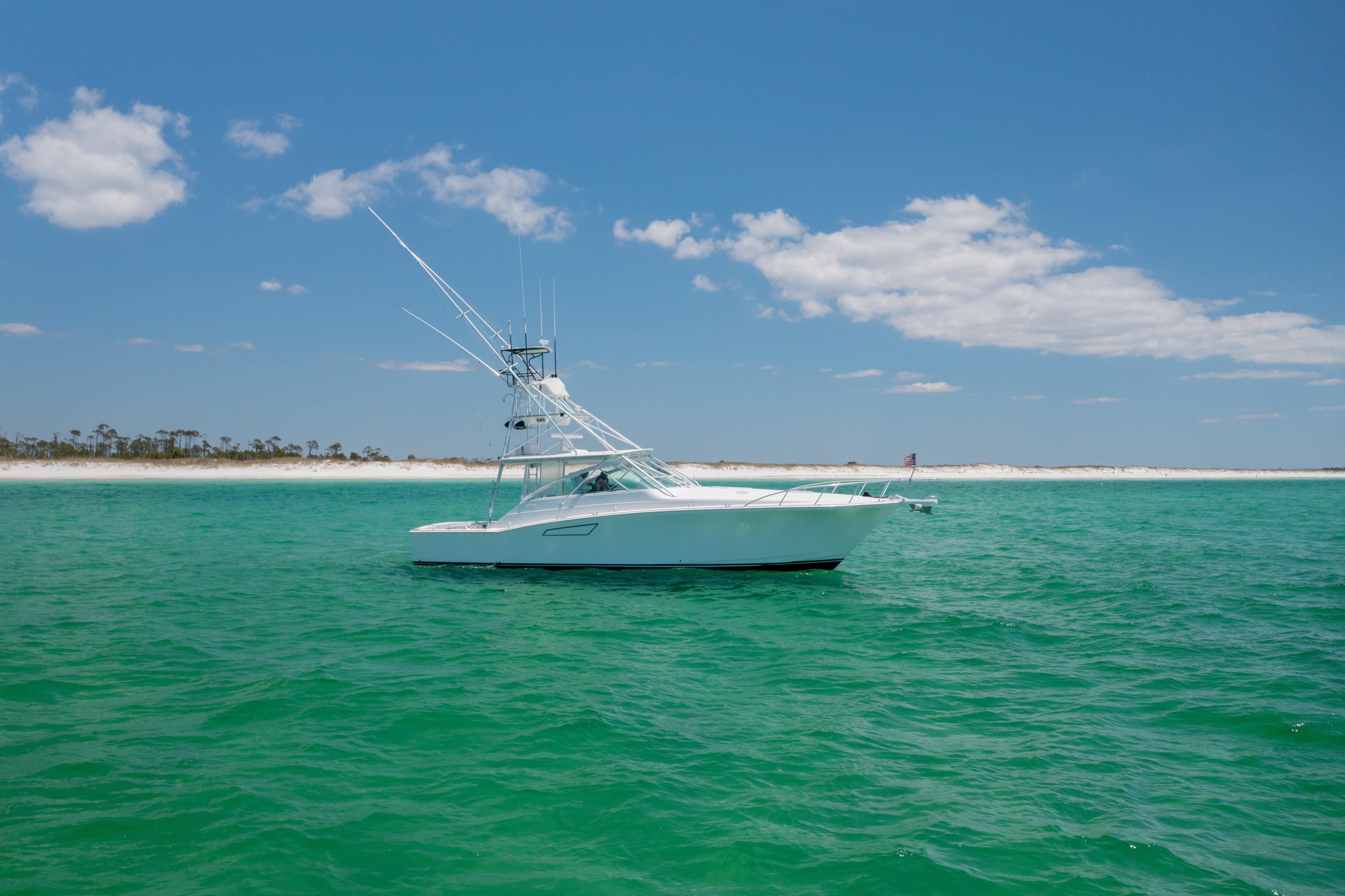 2000 Cabo 45 Express TAIL WALKER-STBD Profile