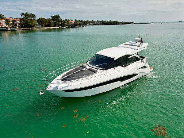 2020 Galeon 425 HTS