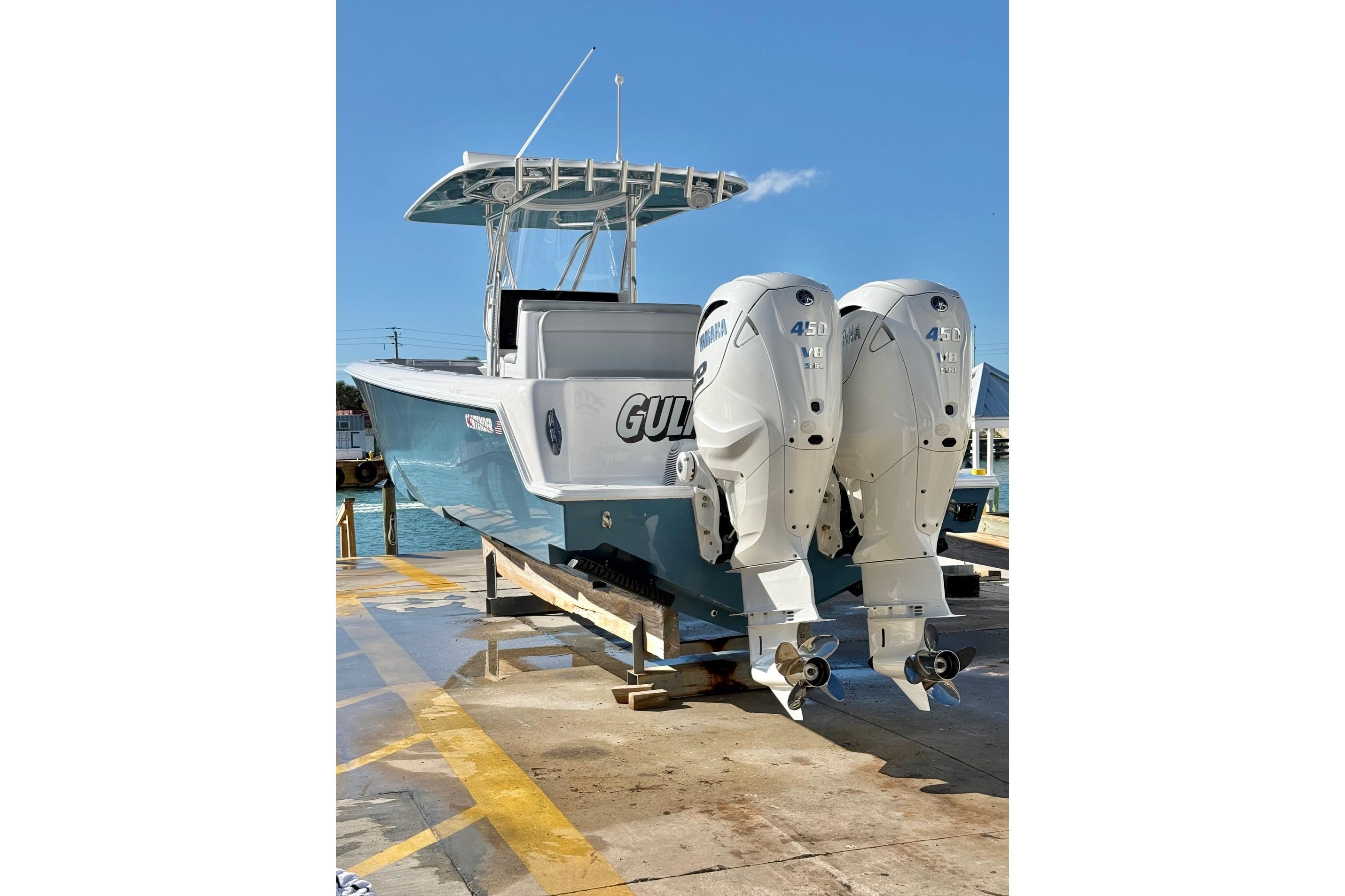 2026 Contender 35 ST-7