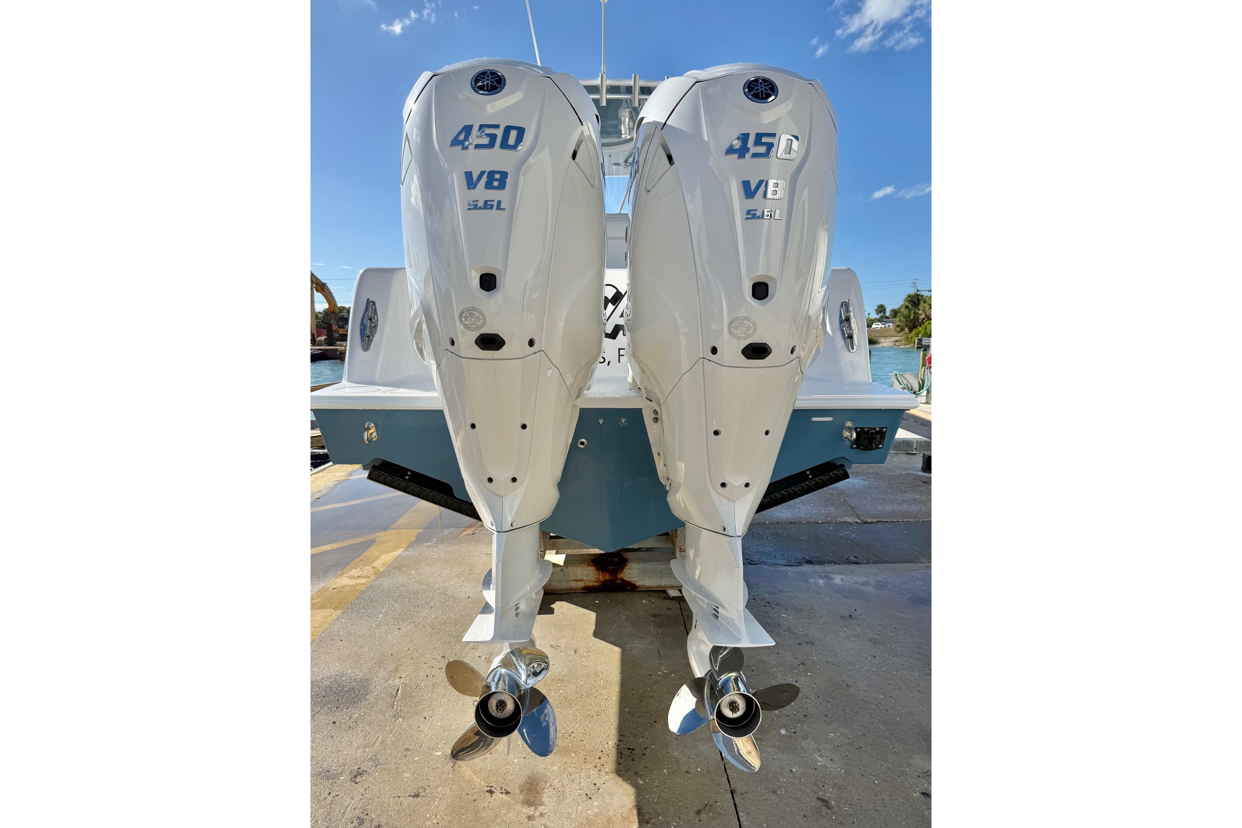 2026 Contender 35 ST-6