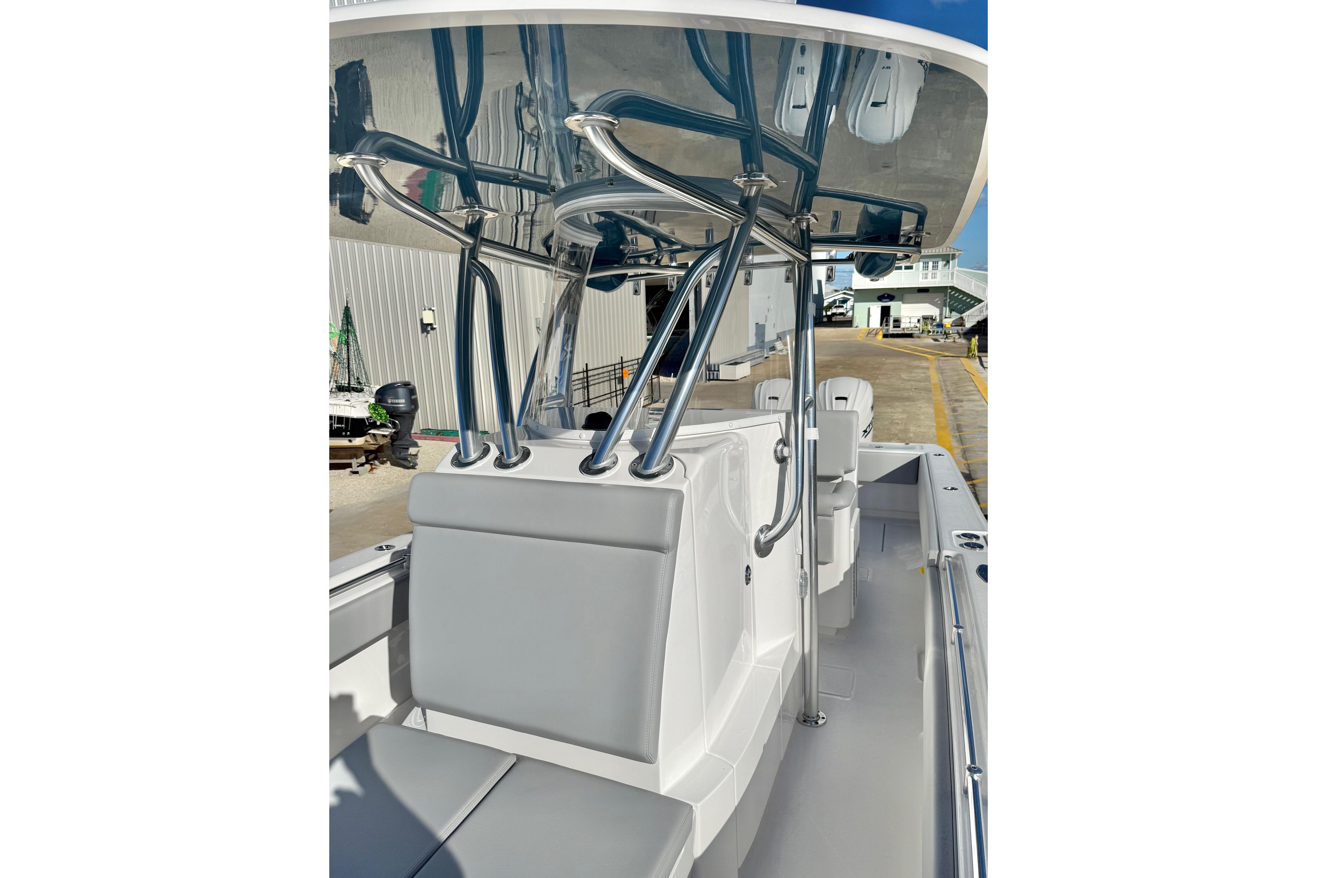 2026 Contender 35 ST-15