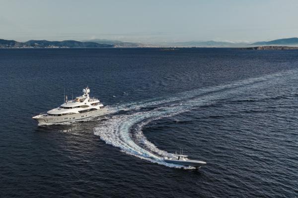 Intrepid 37 t/t Justa Delia