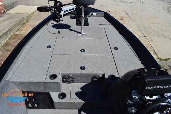 2019 Tracker Boats boat for sale, model of the boat is Pro Team™ 195  TXW & Image # 11 of 16