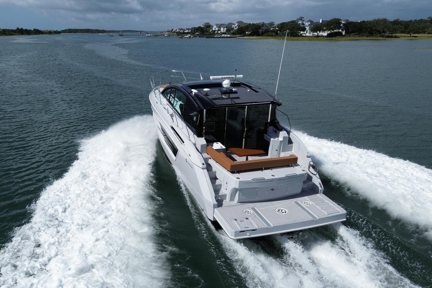 2025-cruisers-yachts-46c-power-9408802-966120350-0-230720240856-9