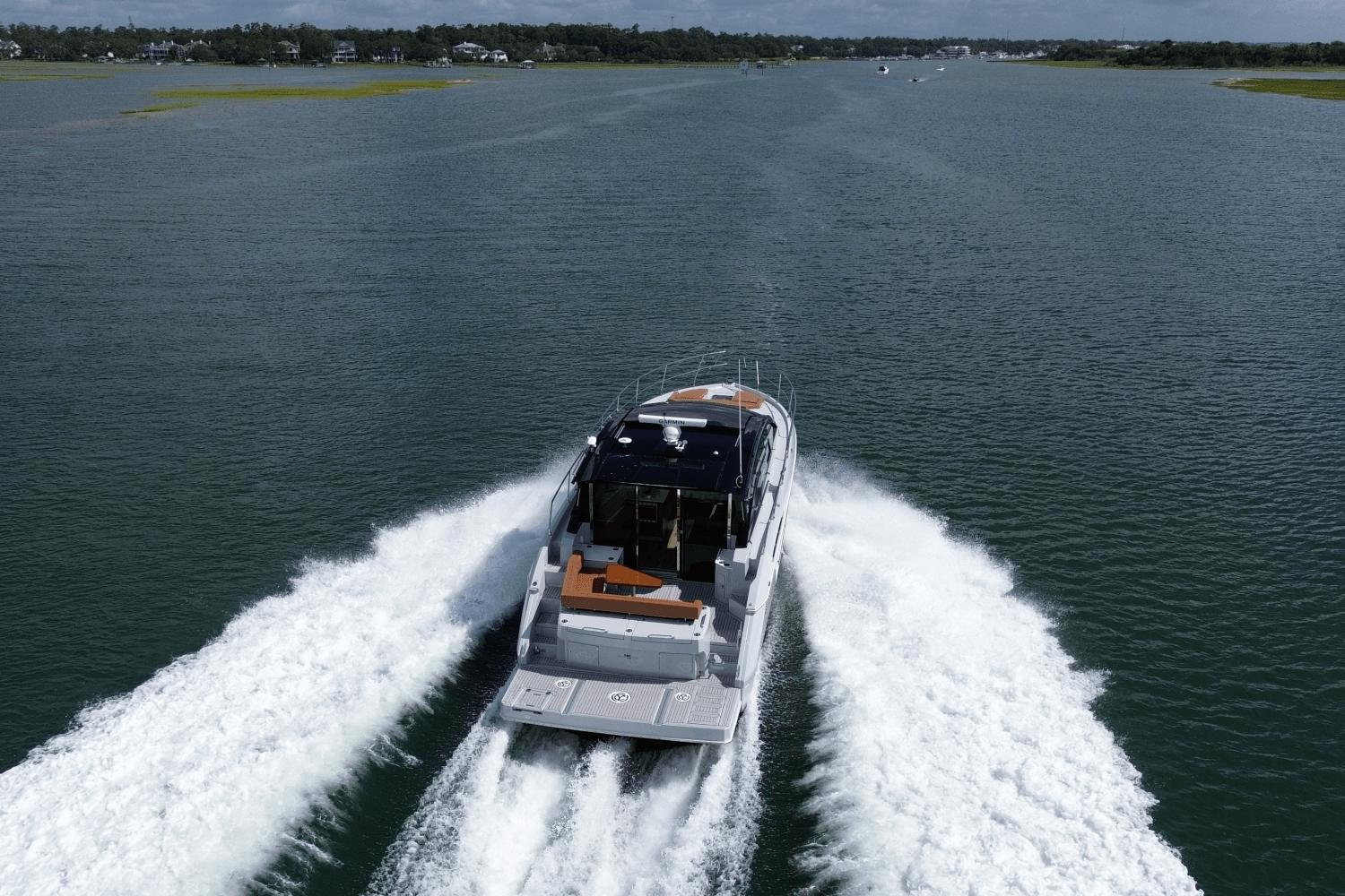 2025-cruisers-yachts-46c-power-9408802-966120389-0-230720240855-2