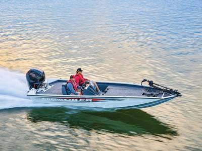 2025 Tracker Pro Team™ 190 boat cruising on a calm lake.