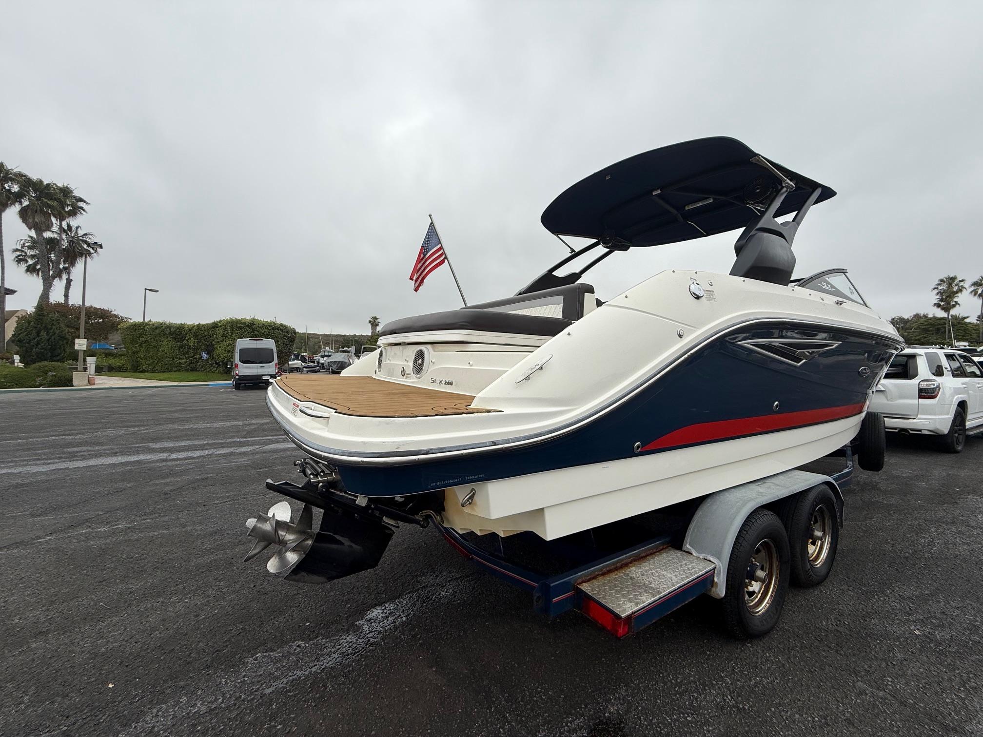2017 Sea Ray SLX 250 #TBBB2019K inventory image at Sun Country Marine Group, Newport Beach 2017 Sea Ray SLX 250 #TBBB2019K inventory image at Sun Country Marine Group, Newport Beach