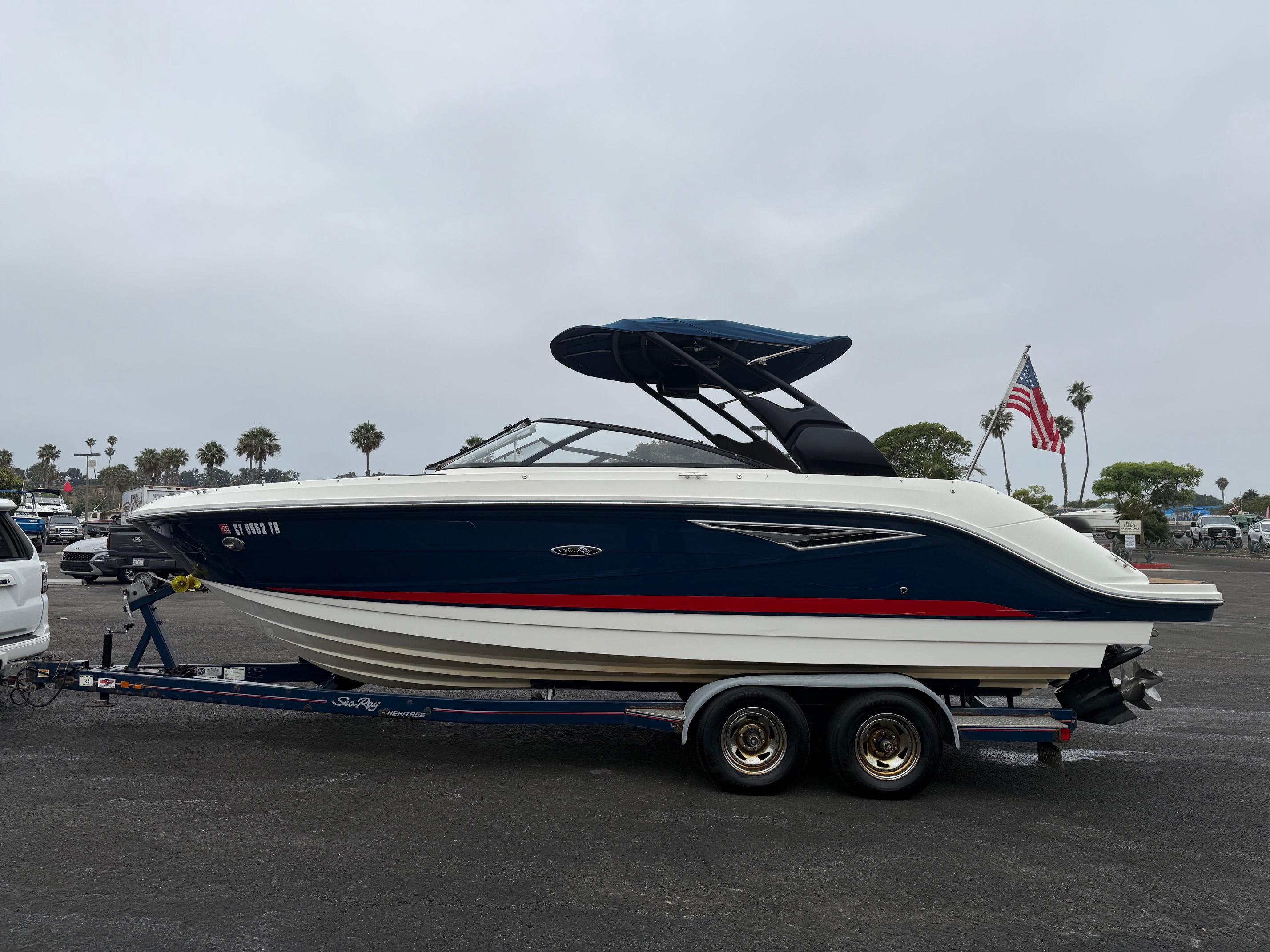 2017 Sea Ray SLX 250 #TBBB2019K inventory image at Sun Country Marine Group, Newport Beach 2017 Sea Ray SLX 250 #TBBB2019K inventory image at Sun Country Marine Group, Newport Beach