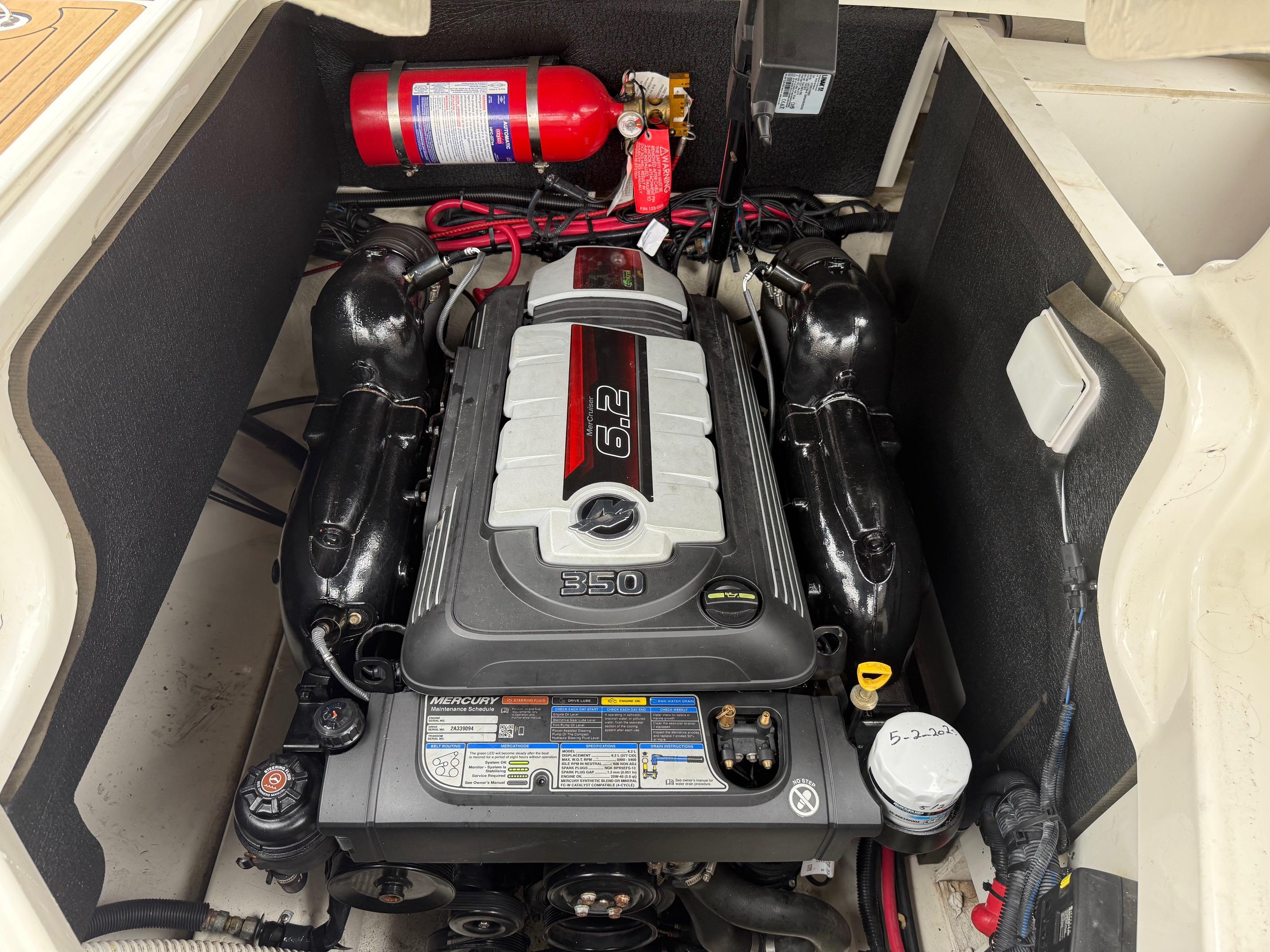 2017 Sea Ray SLX 250 #TBBB2019K inventory image at Sun Country Marine Group, Newport Beach 2017 Sea Ray SLX 250 #TBBB2019K inventory image at Sun Country Marine Group, Newport Beach