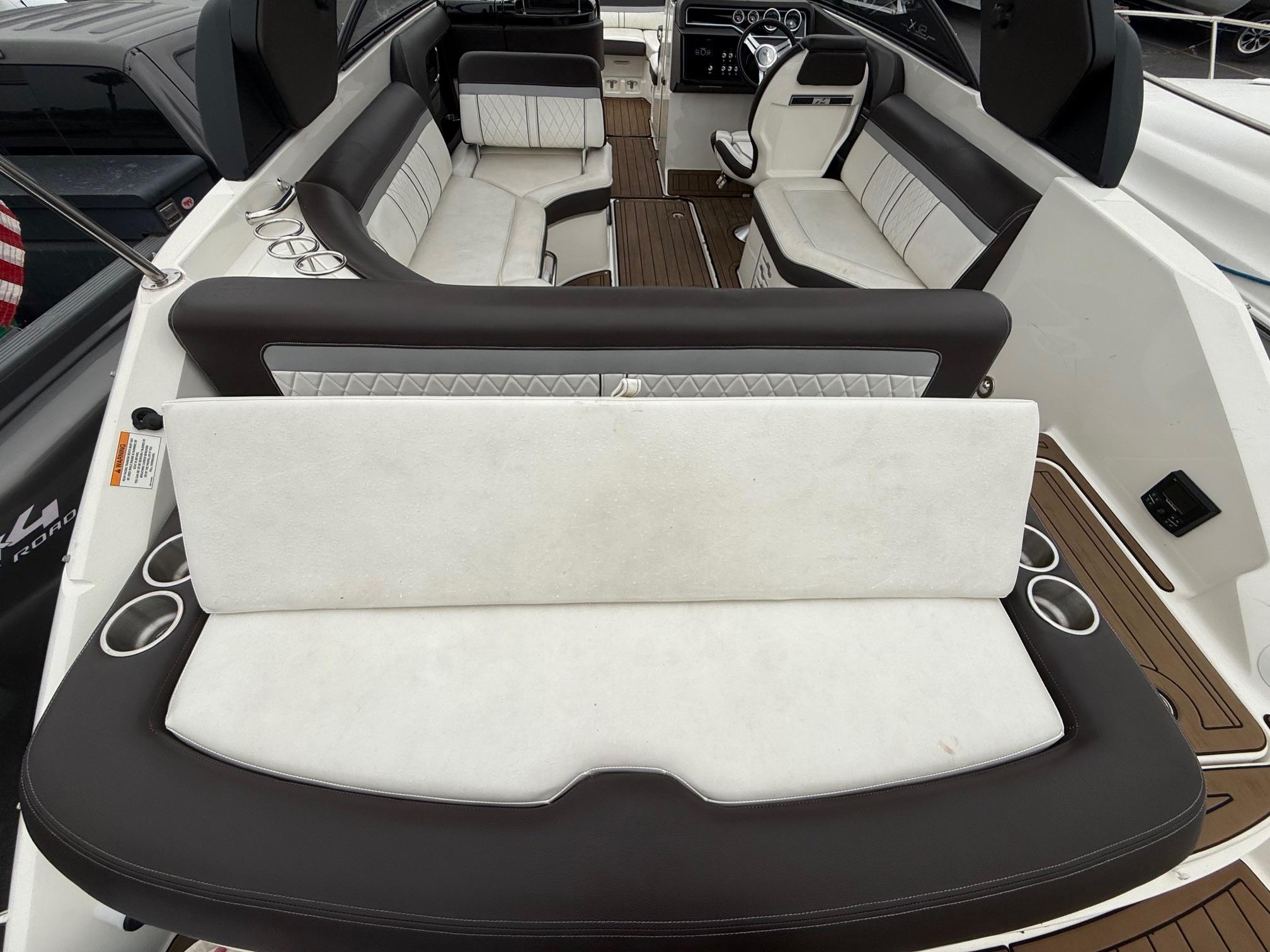 2017 Sea Ray SLX 250 #TBBB2019K inventory image at Sun Country Marine Group, Newport Beach 2017 Sea Ray SLX 250 #TBBB2019K inventory image at Sun Country Marine Group, Newport Beach