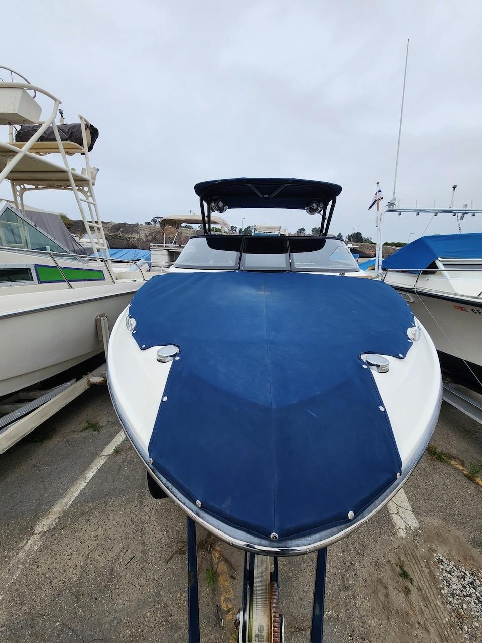 2017 Sea Ray SLX 250 #TBBB2019K inventory image at Sun Country Marine Group, Newport Beach 2017 Sea Ray SLX 250 #TBBB2019K inventory image at Sun Country Marine Group, Newport Beach