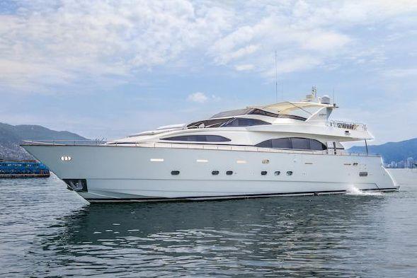 100' Azimut 2002