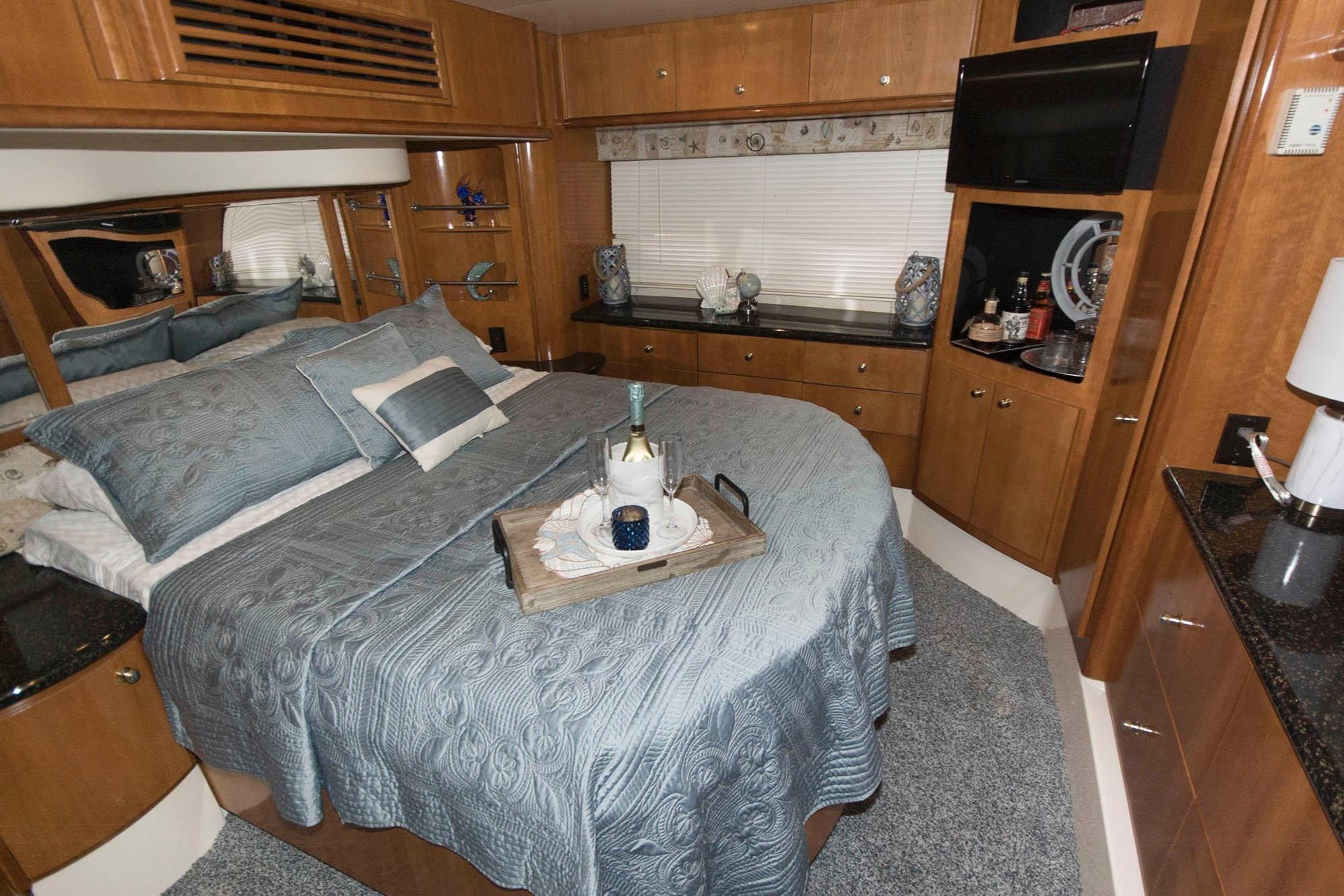 2001-carver-466-motor-yacht-power-9788828-20250509130711340-1_XLARGE