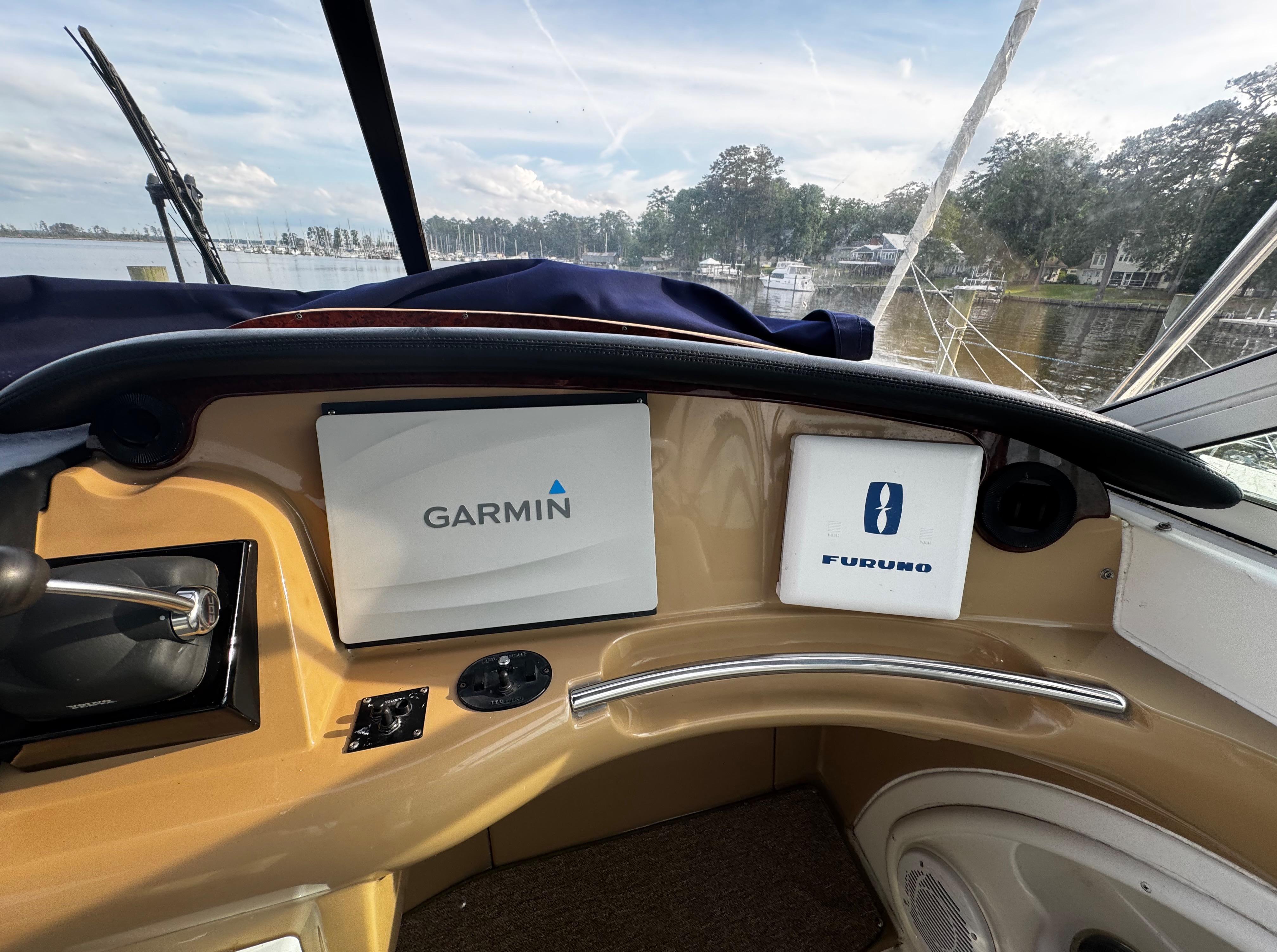 2001-carver-466-motor-yacht-power-9788828-20250512121324579-1_XLARGE