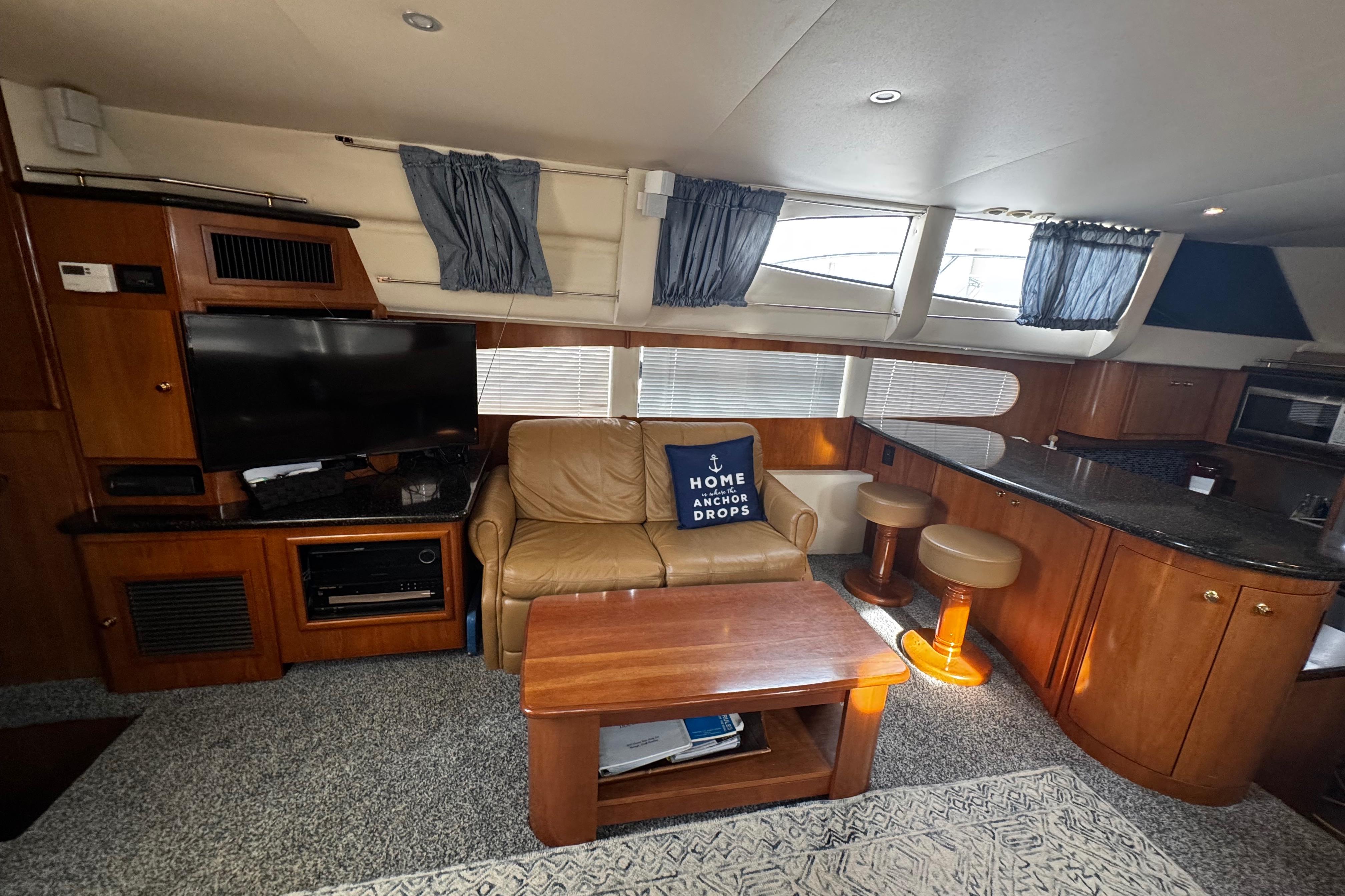 2001-carver-466-motor-yacht-power-9788828-20250604090542434-1_XLARGE
