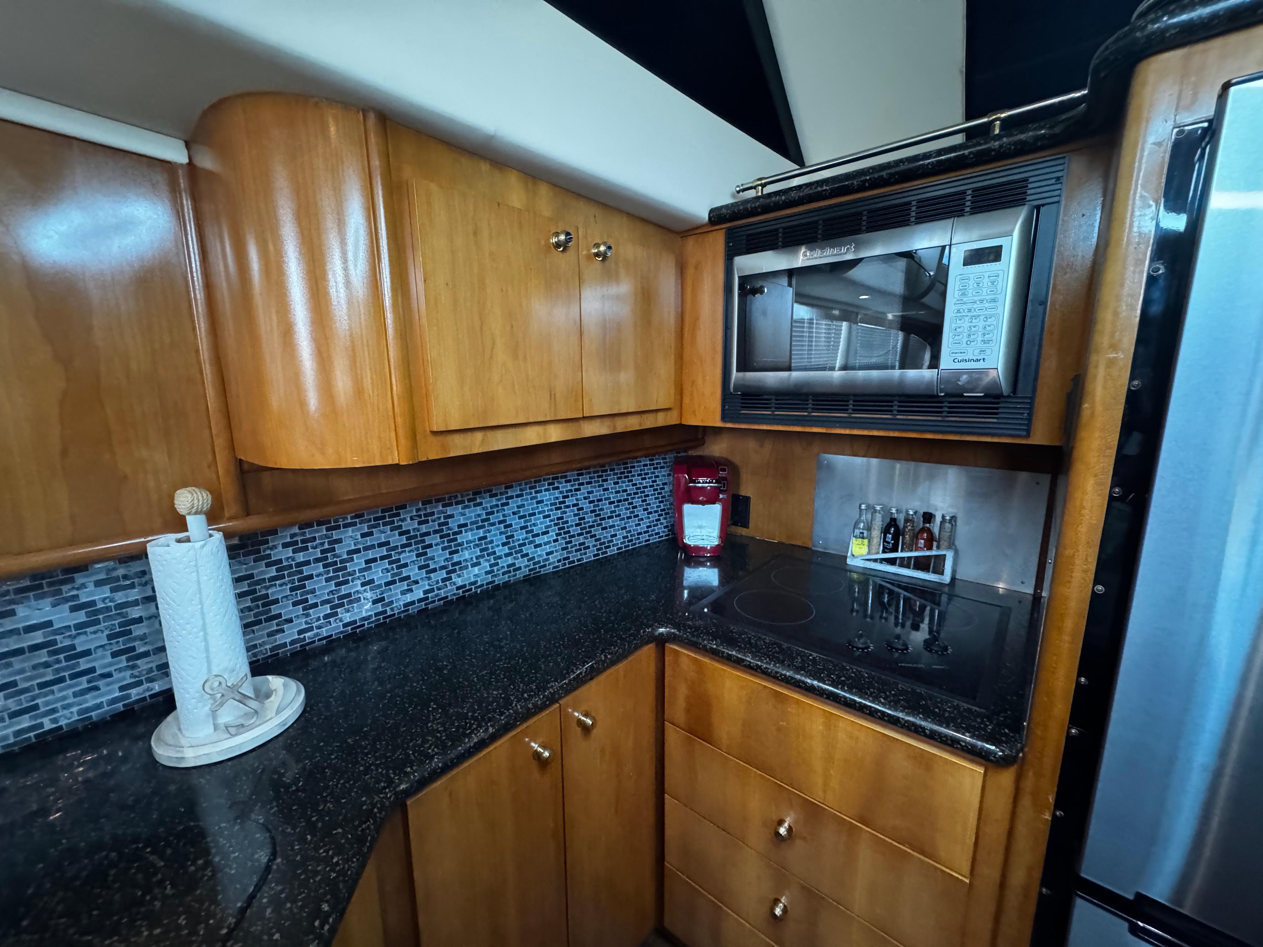 2001-carver-466-motor-yacht-power-9788828-20250604091418019-1_XLARGE