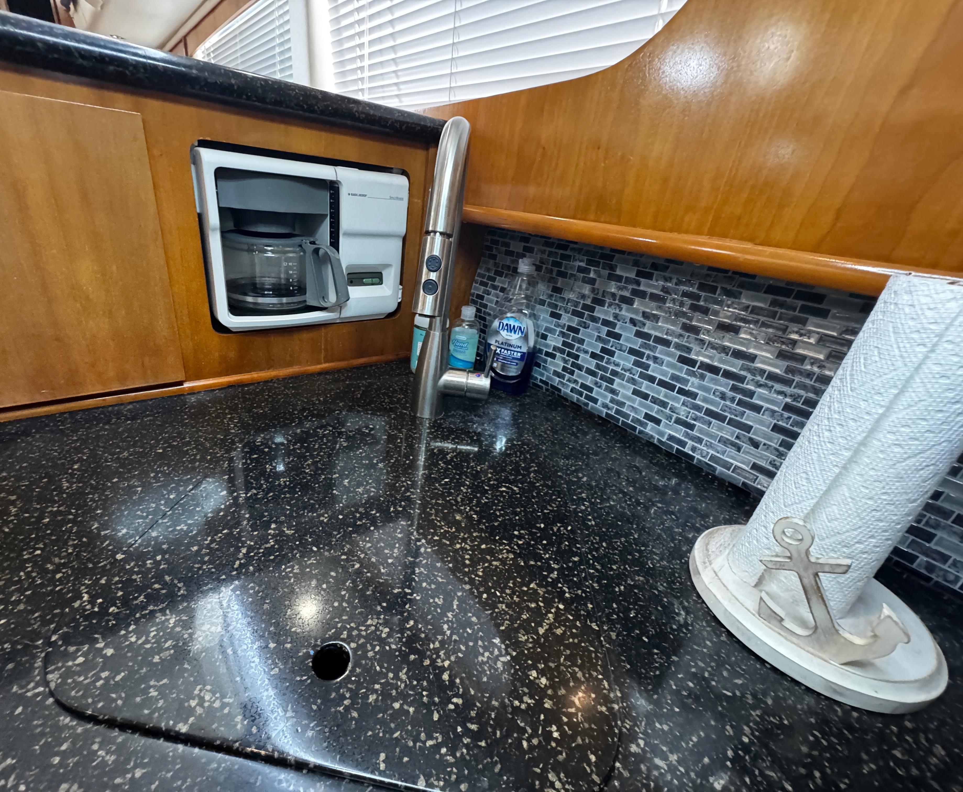 2001-carver-466-motor-yacht-power-9788828-20250604091444652-1_XLARGE