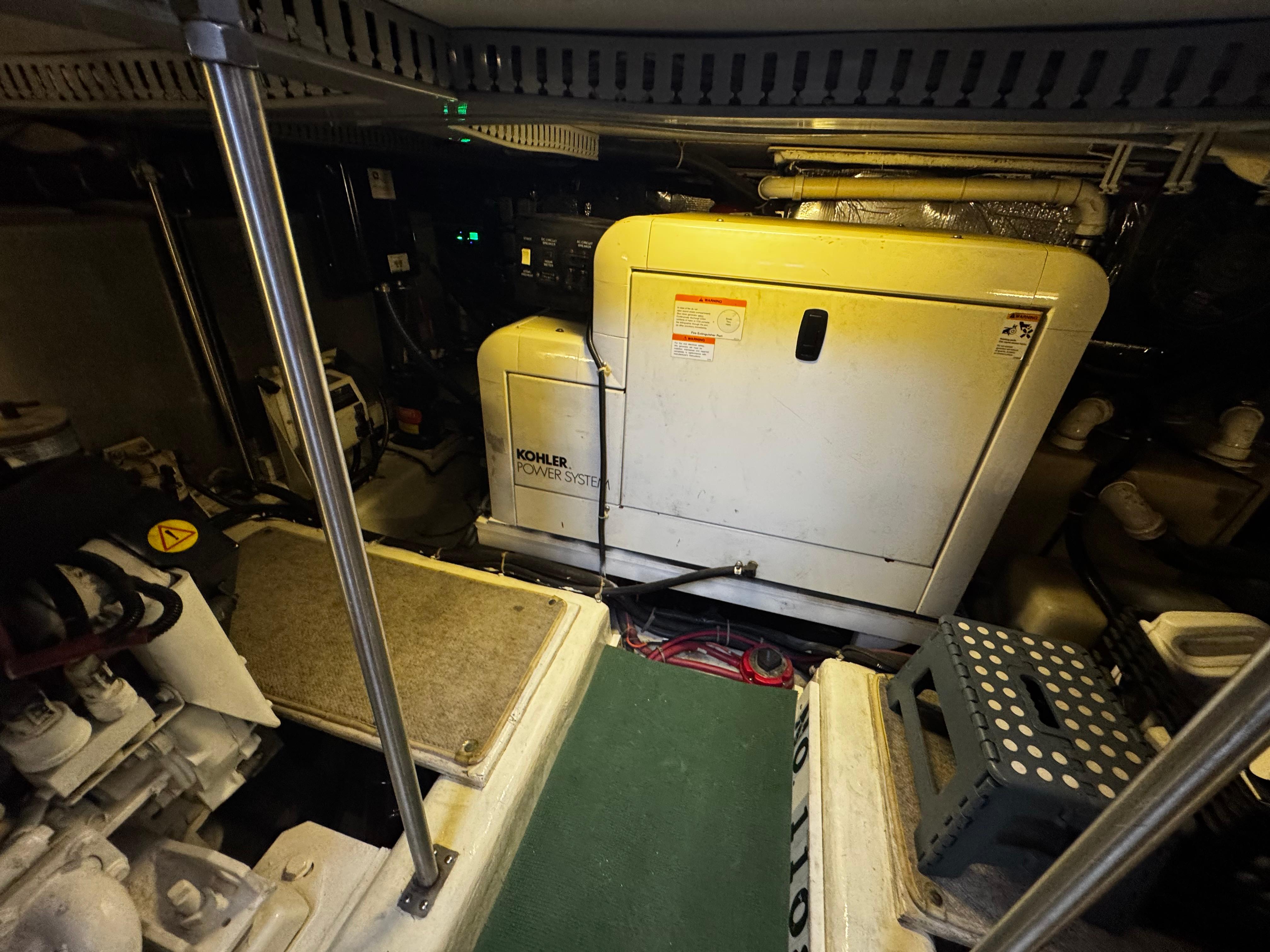 2001-carver-466-motor-yacht-power-9788828-20250604092127942-1_XLARGE