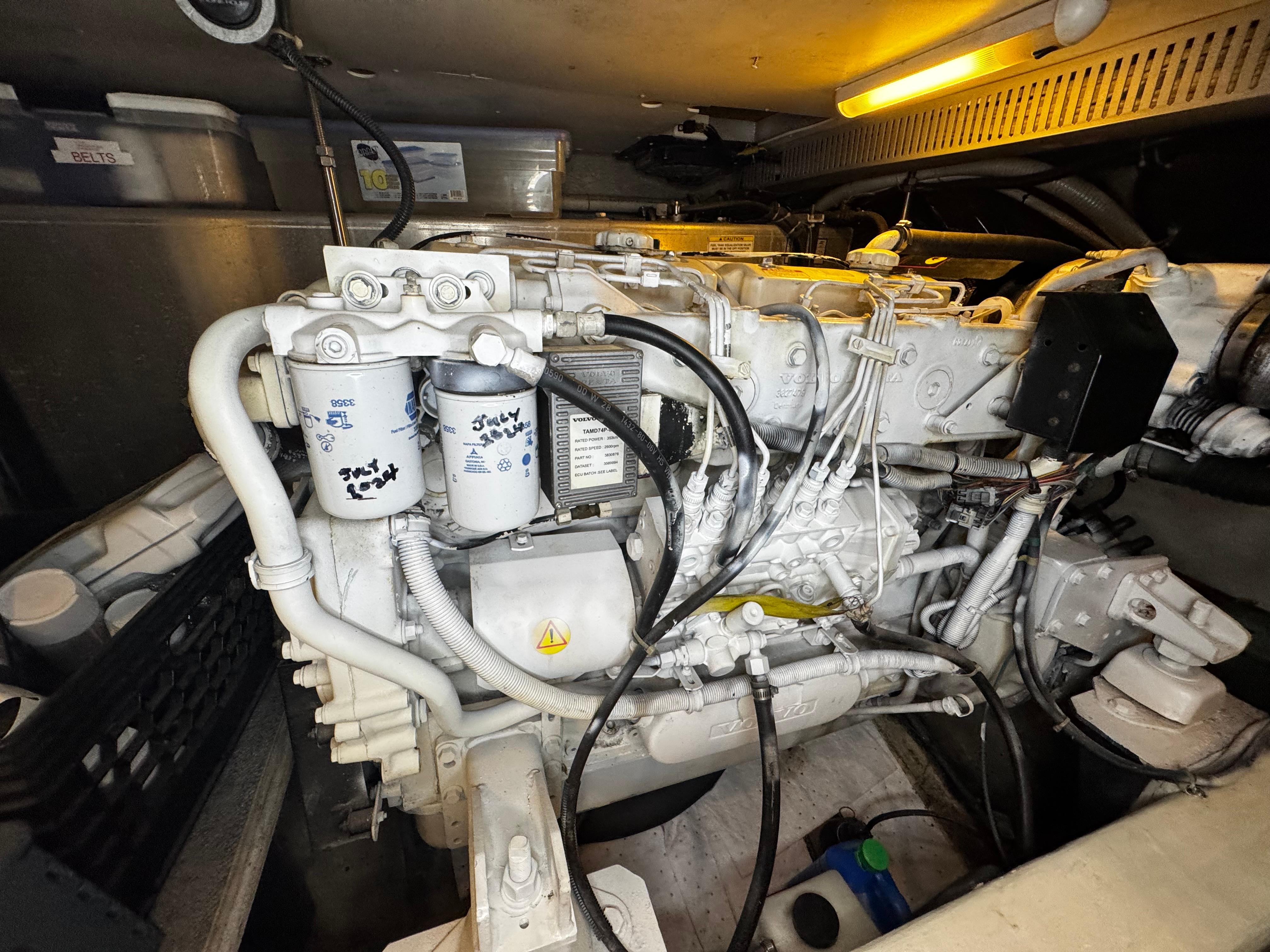 2001-carver-466-motor-yacht-power-9788828-20250604092150291-1_XLARGE