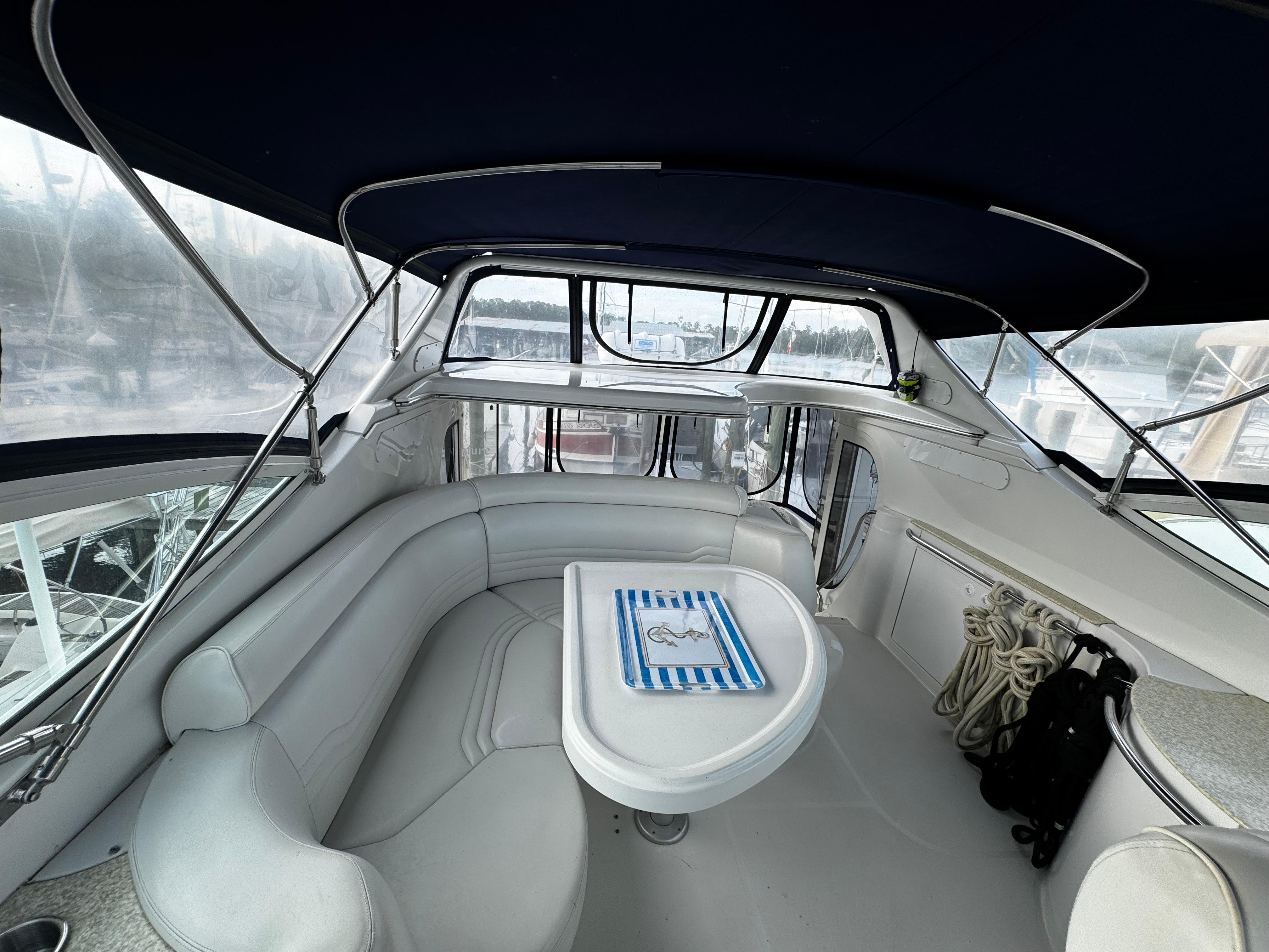 2001-carver-466-motor-yacht-power-9788828-20250604092217178-1_XLARGE