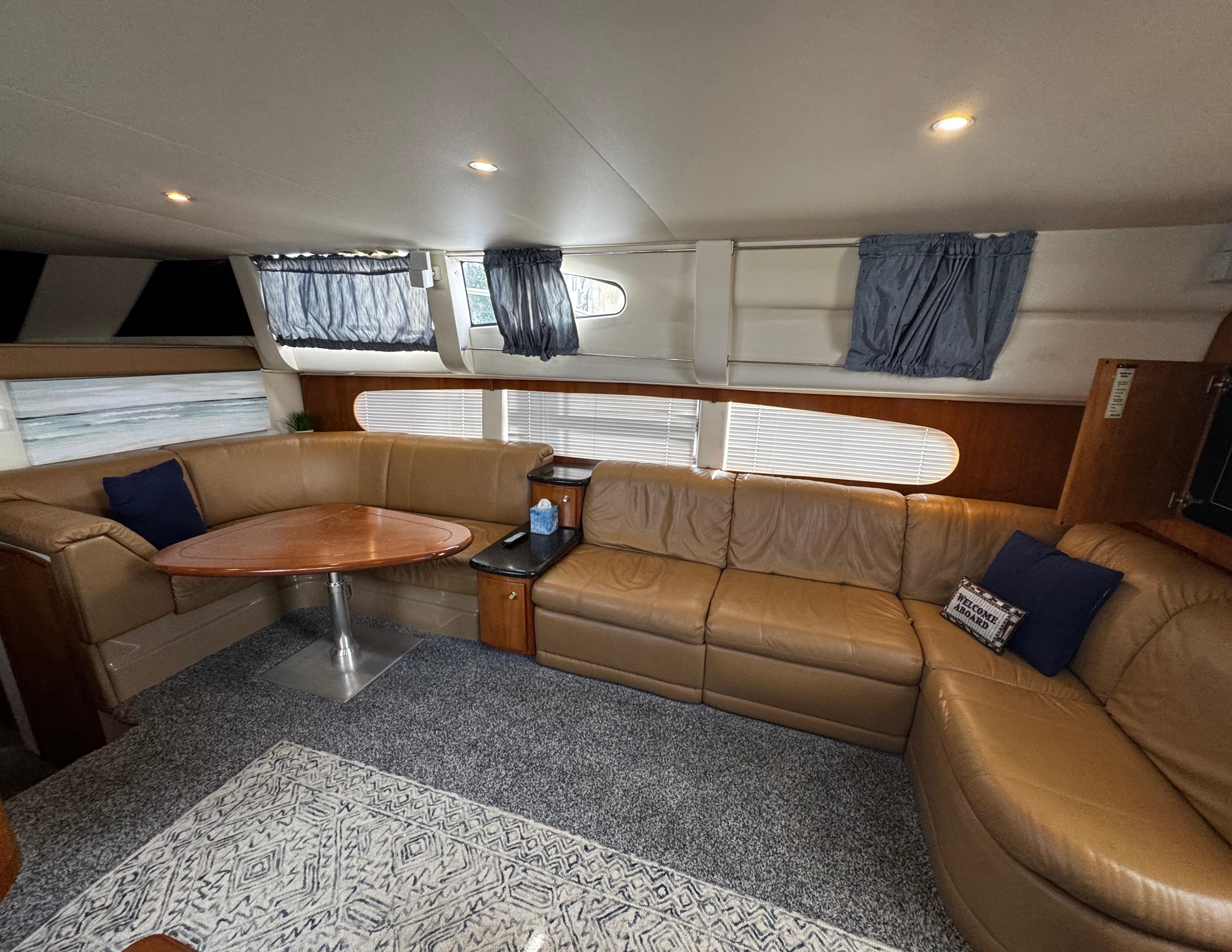 2001-carver-466-motor-yacht-power-9788828-20250604092232597-1_XLARGE
