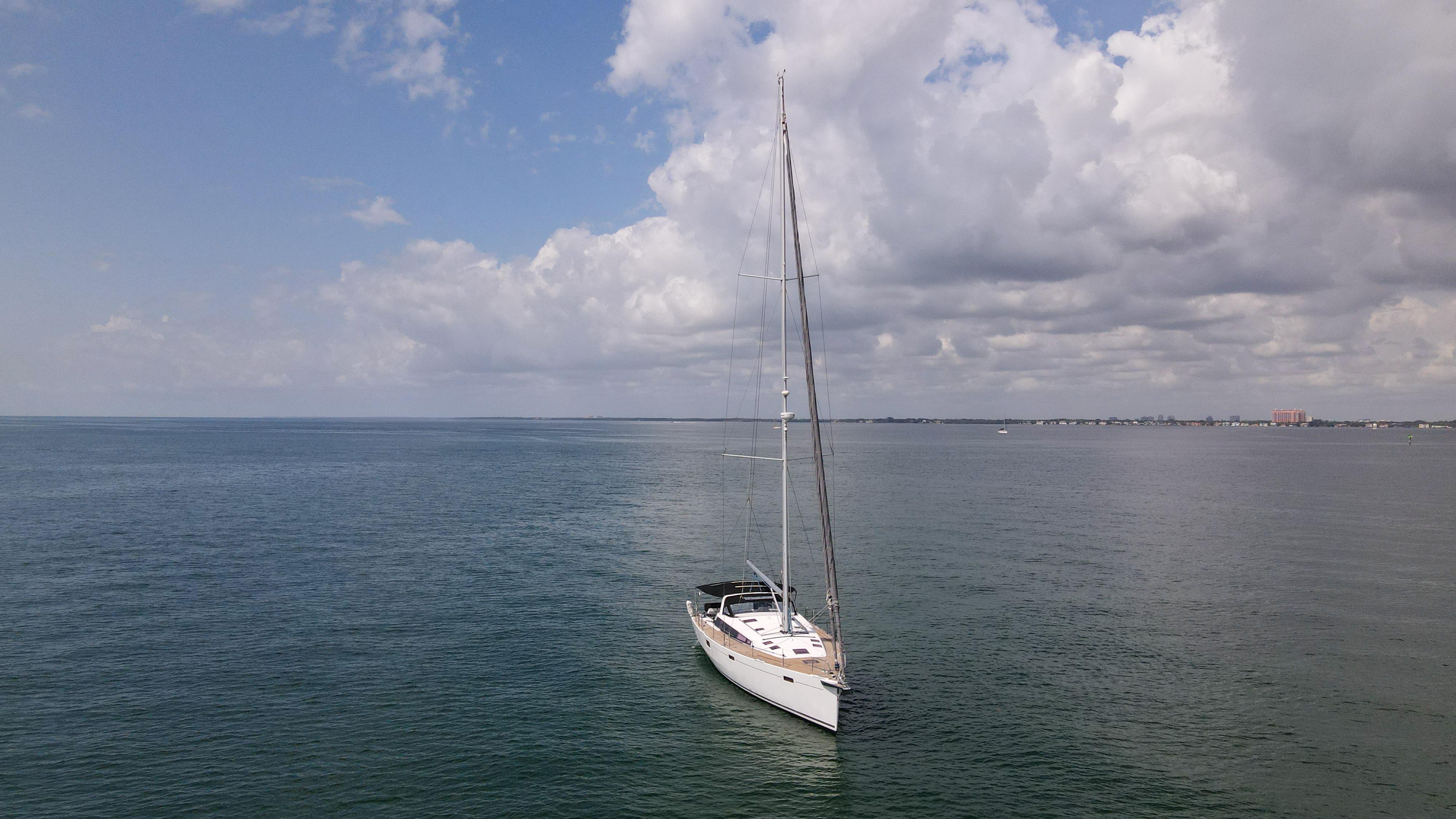 Yacht Photos Pics