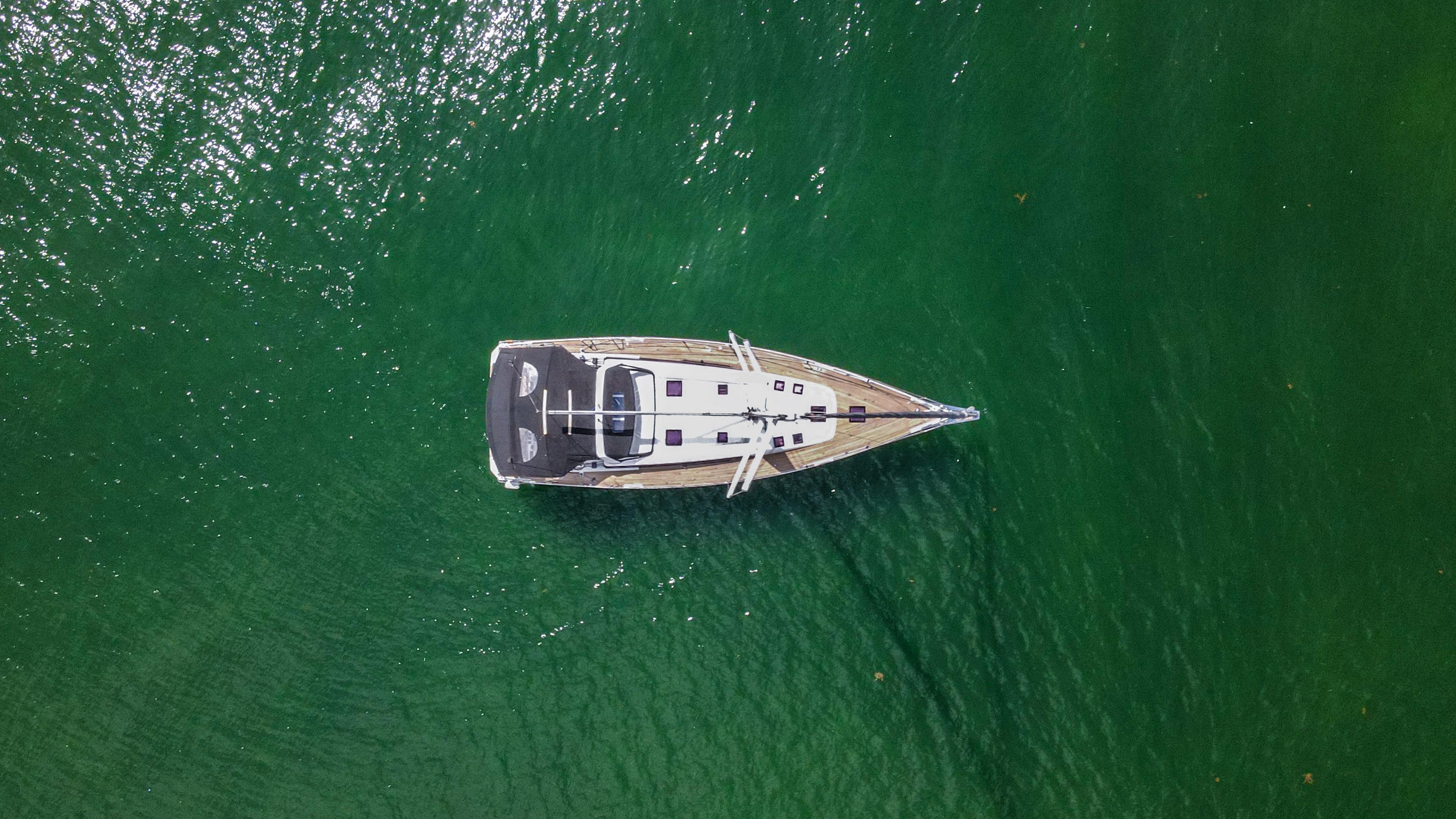 Yacht Photos Pics