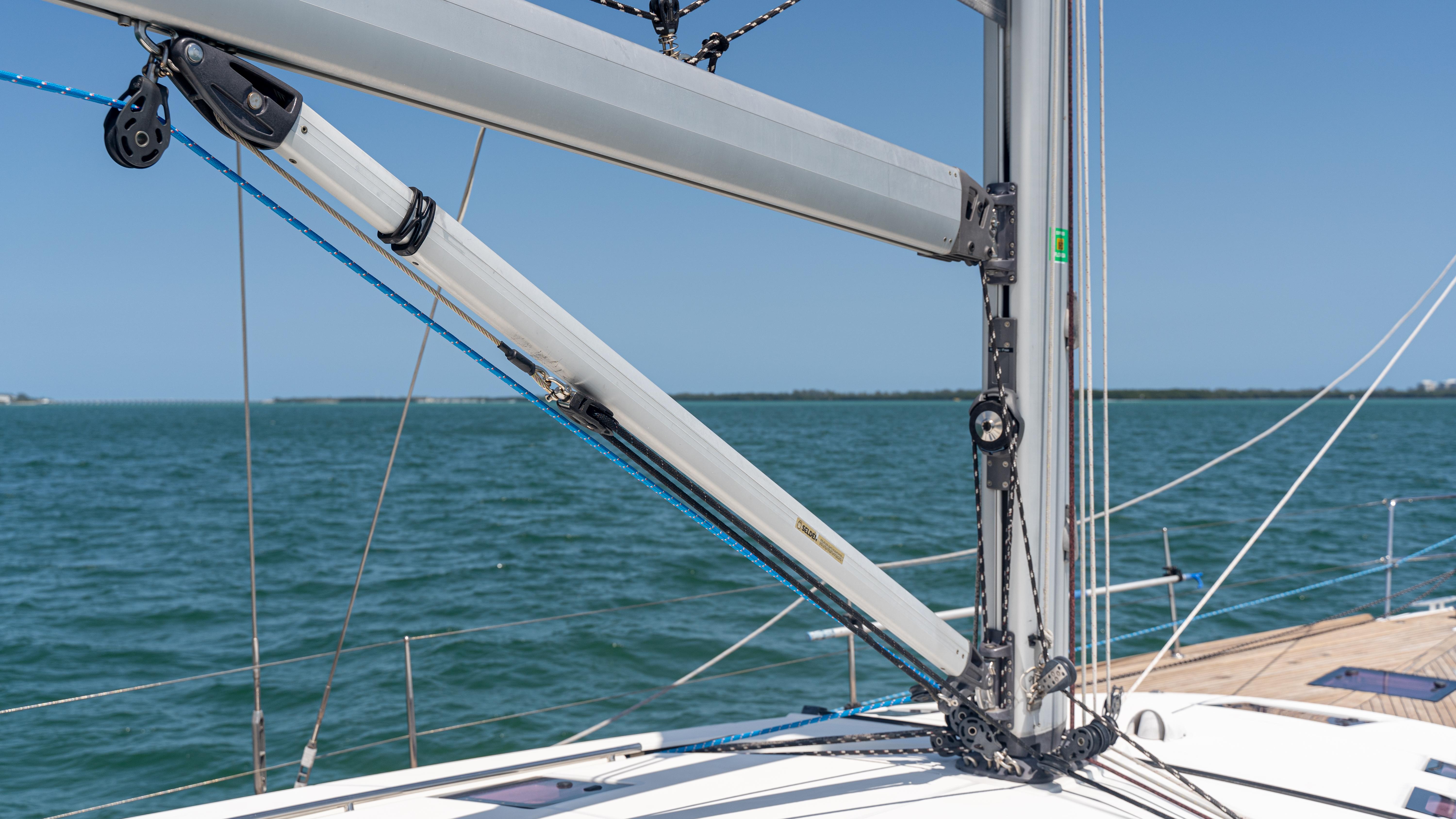 Yacht Photos Pics