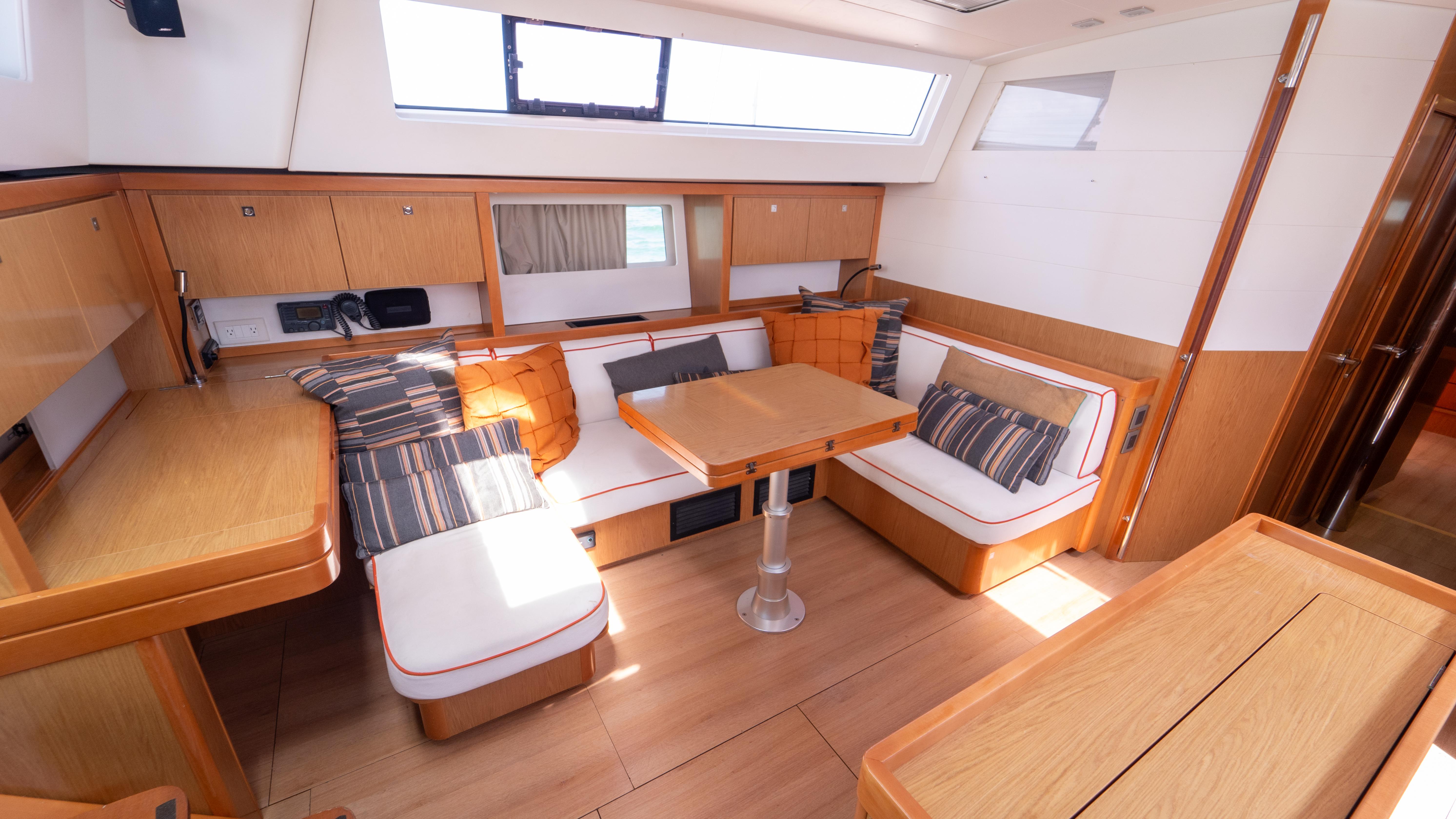 Yacht Photos Pics