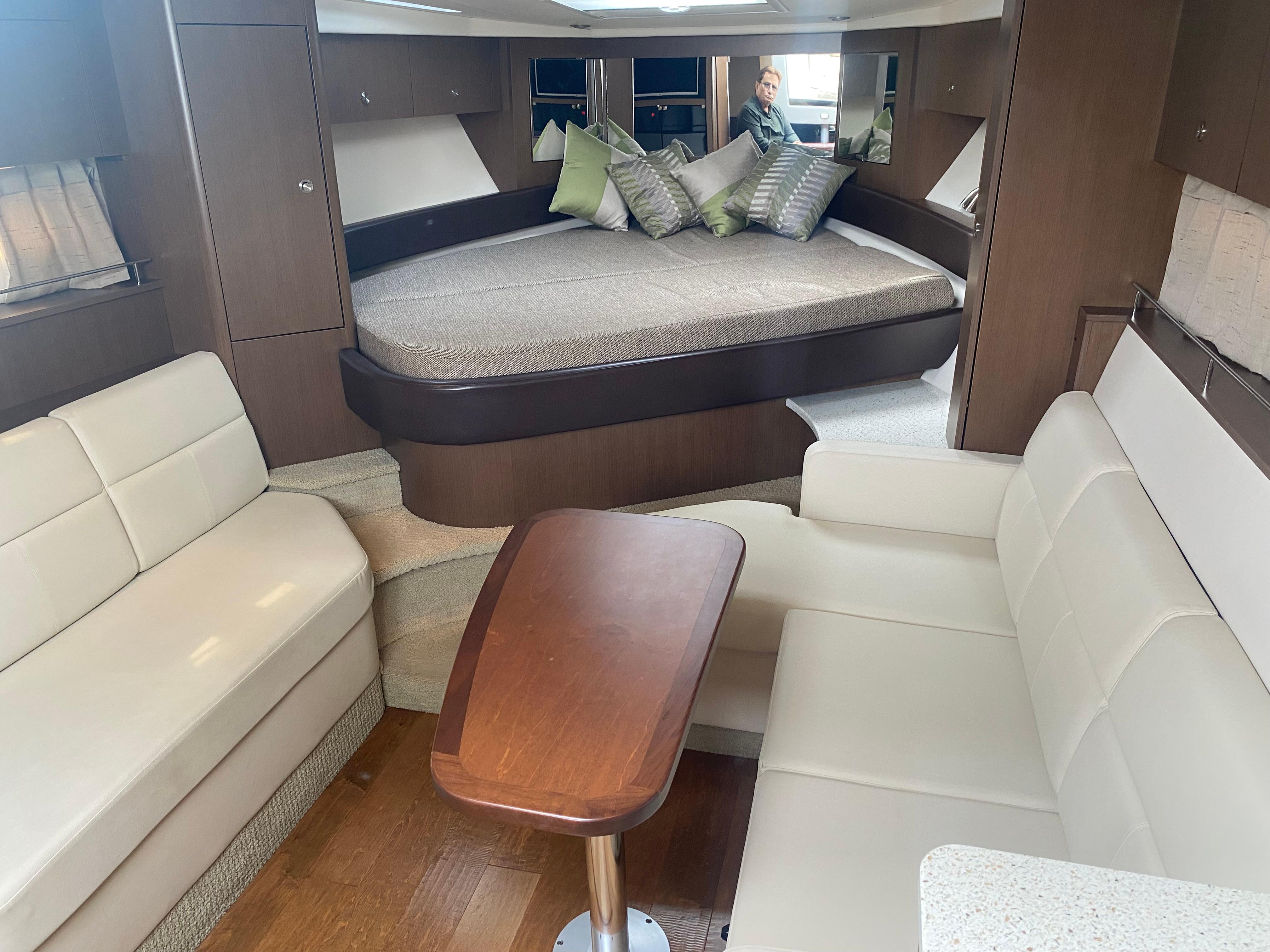 2015 Sea Ray 350 Sundancer #TBMC8539 inventory image at Sun Country Marine Group, San Diego Marriott Marquis 2015 Sea Ray 350 Sundancer #TBMC8539 inventory image at Sun Country Marine Group, San Diego Marriott Marquis