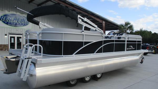 2021 Bennington boat for sale, model of the boat is 22 SVSR & Image # 5 of 48