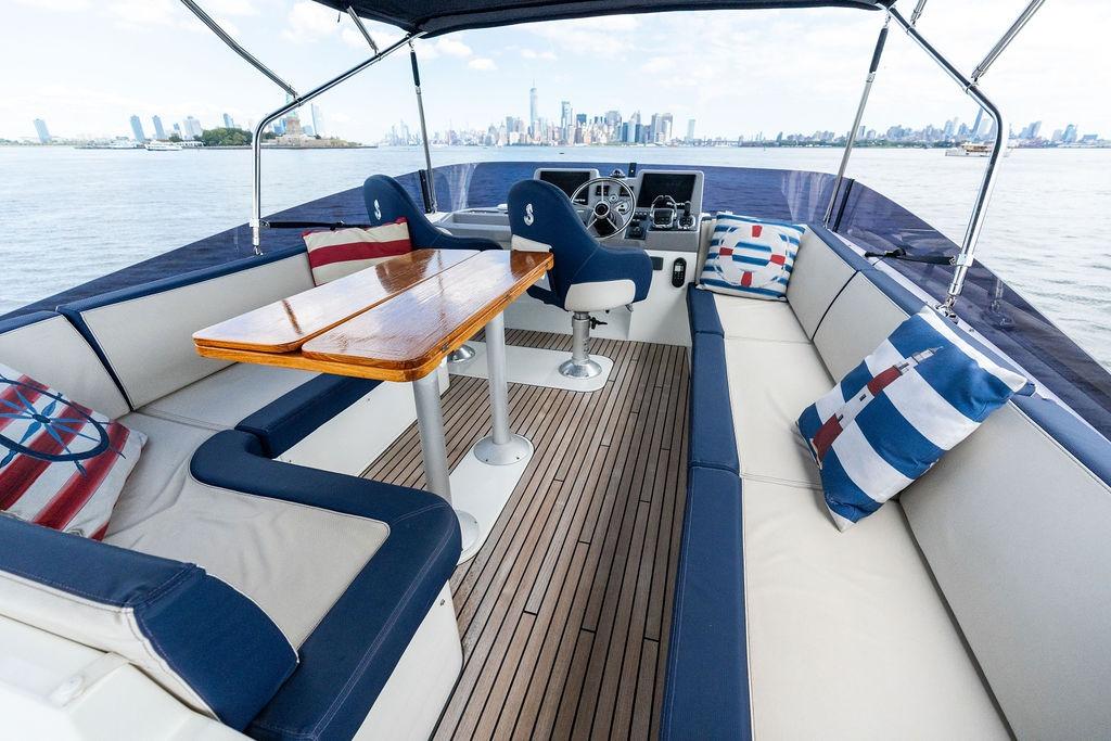 Yacht Photos Pics