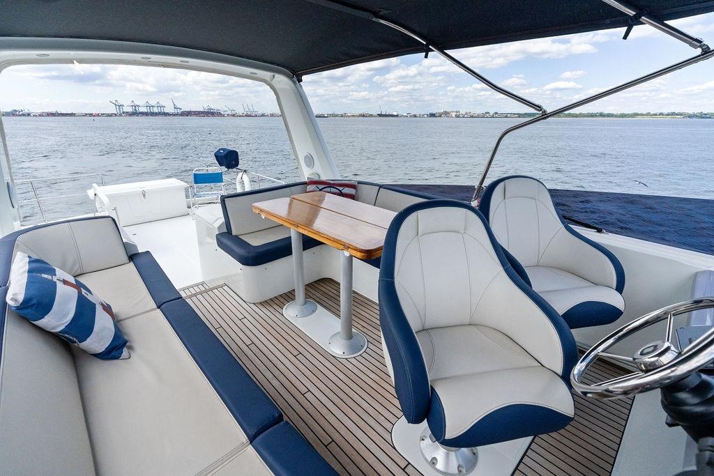 Yacht Photos Pics