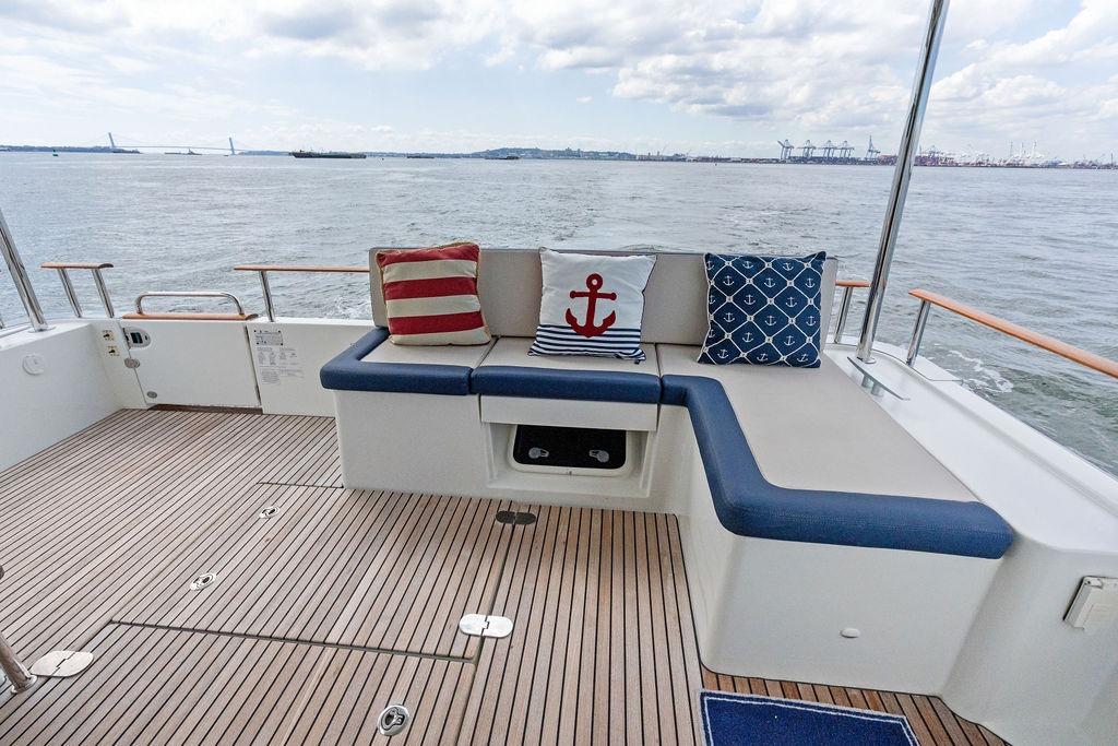 Yacht Photos Pics