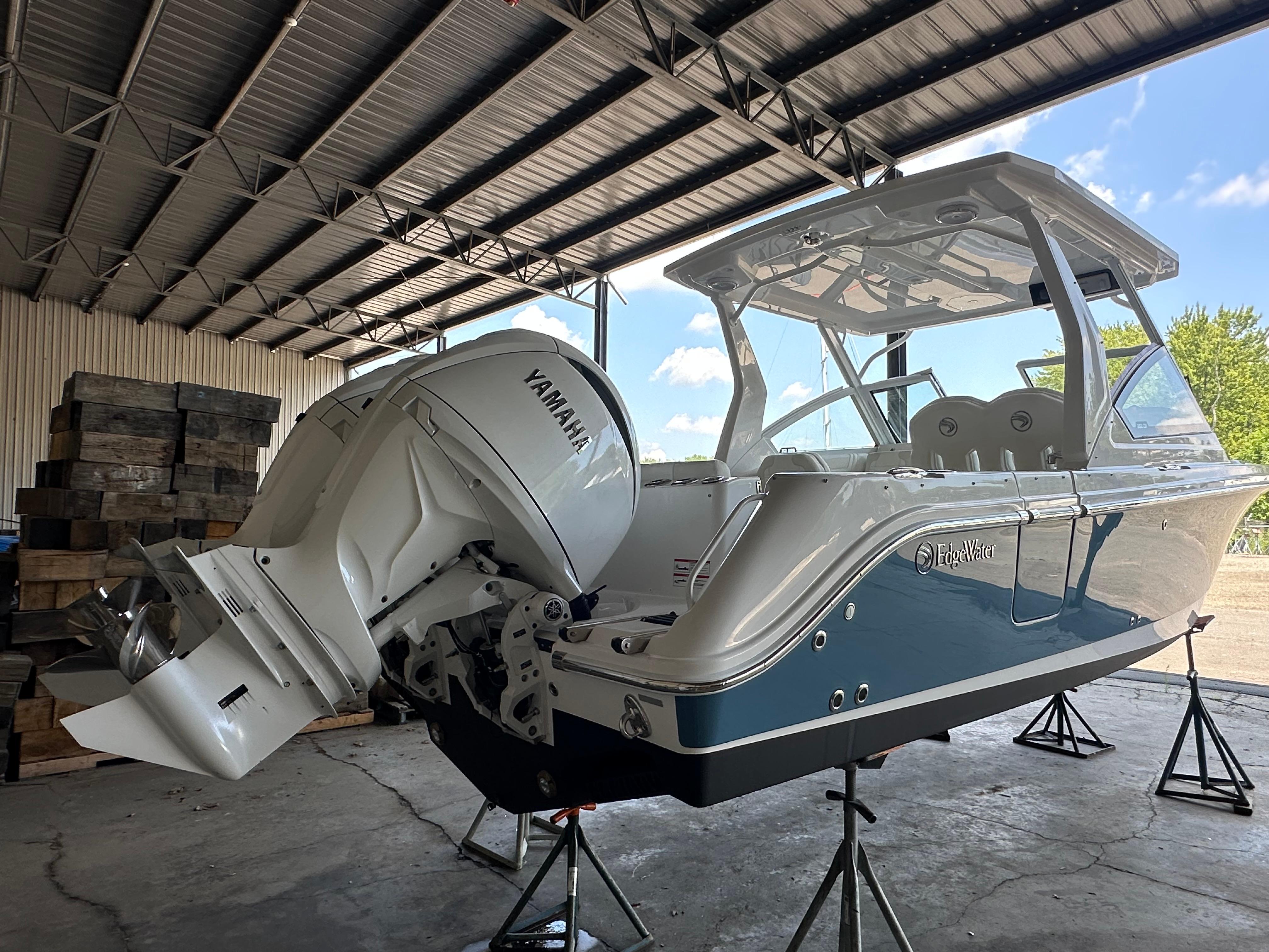 2026 Edgewater 262CX CROSSOVER-7