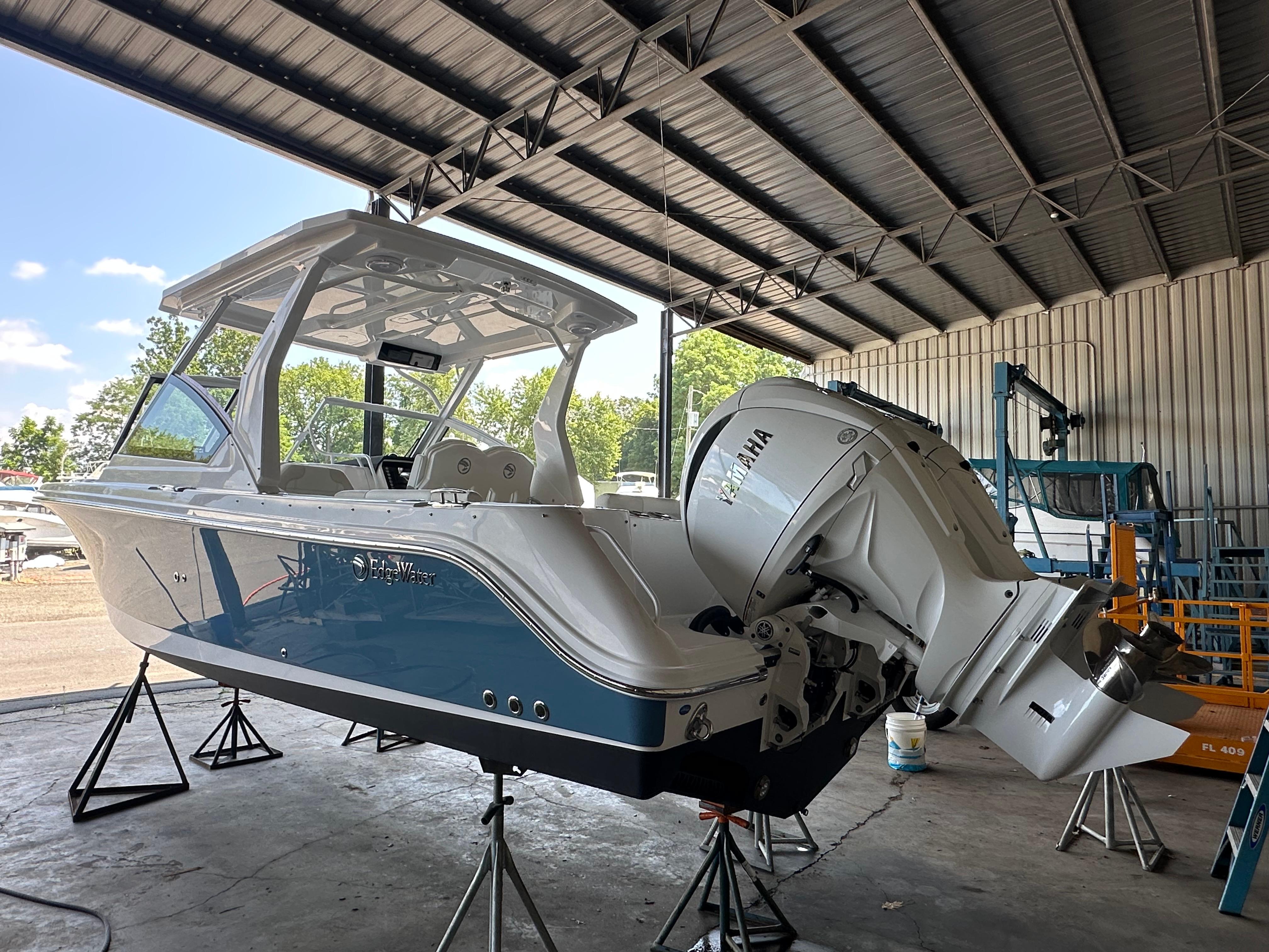 2026 Edgewater 262CX CROSSOVER-5
