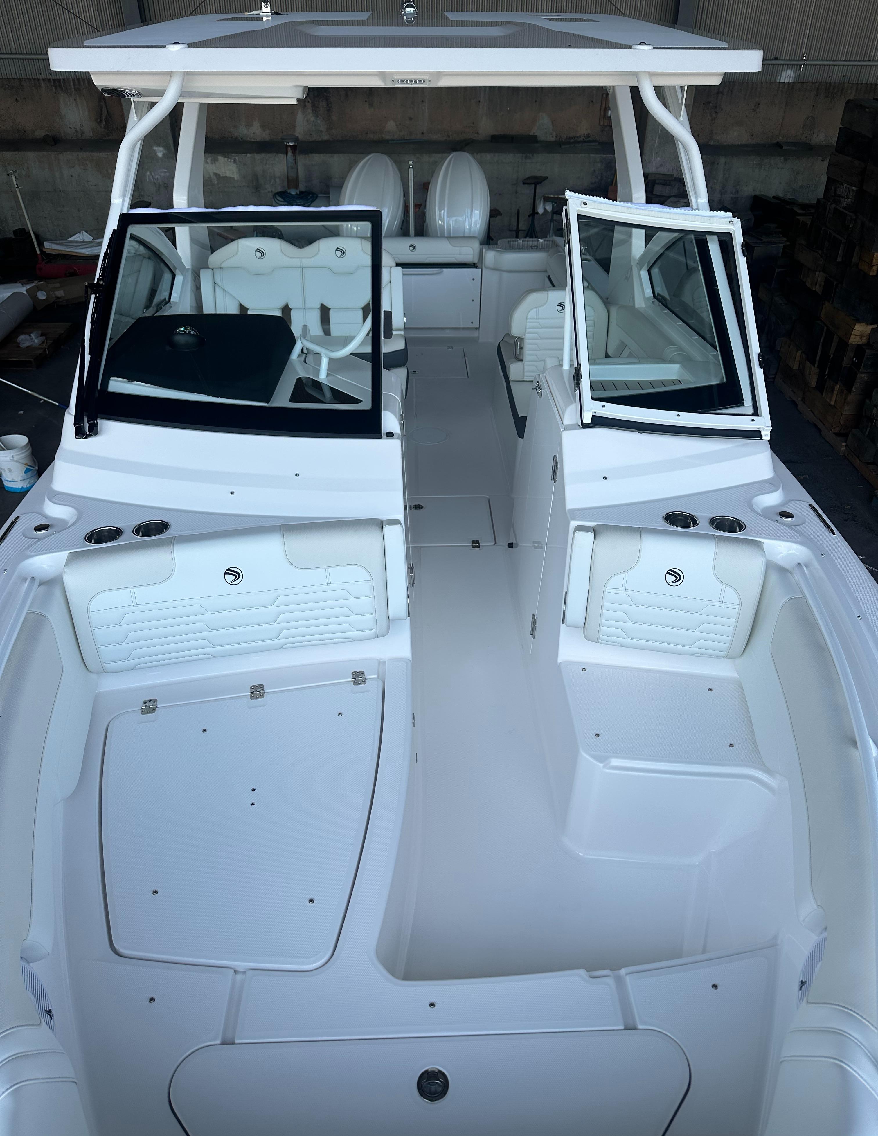 2026 Edgewater 262CX CROSSOVER-36