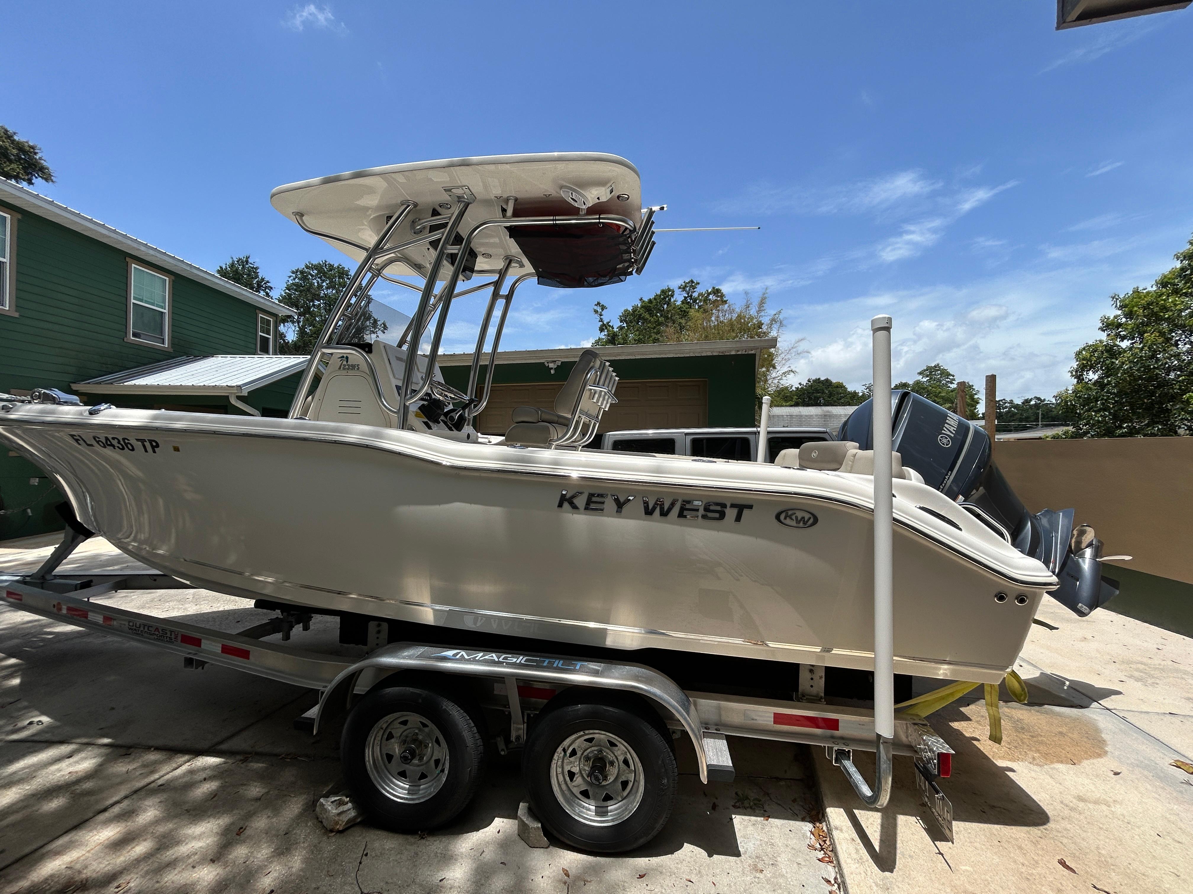 2023-key-west-239-fs-power-9838837-20250613162507350-1_XLARGE