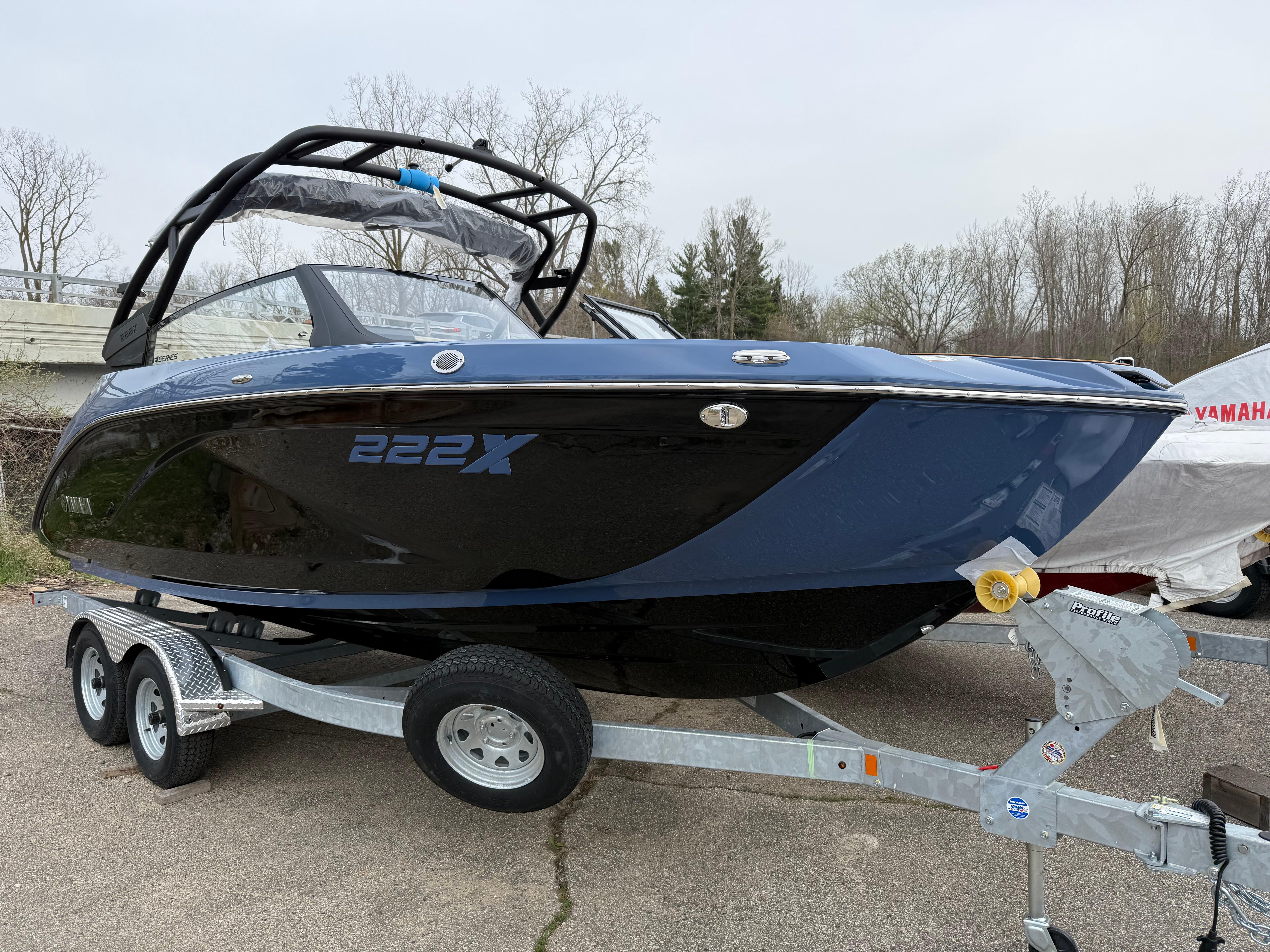 2024 Yamaha Boats 222XE Gallery