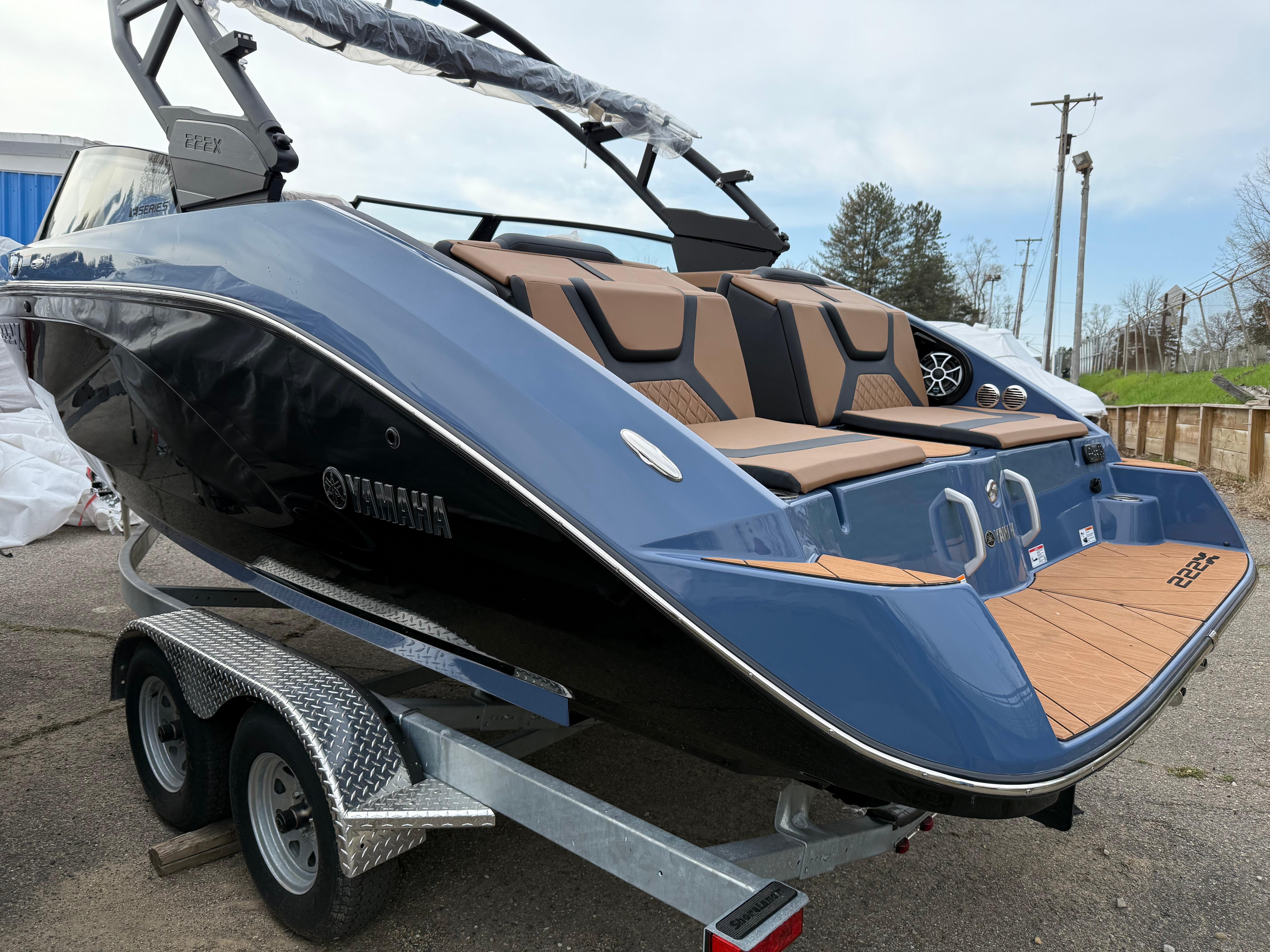 2024 Yamaha Boats 222XE Gallery