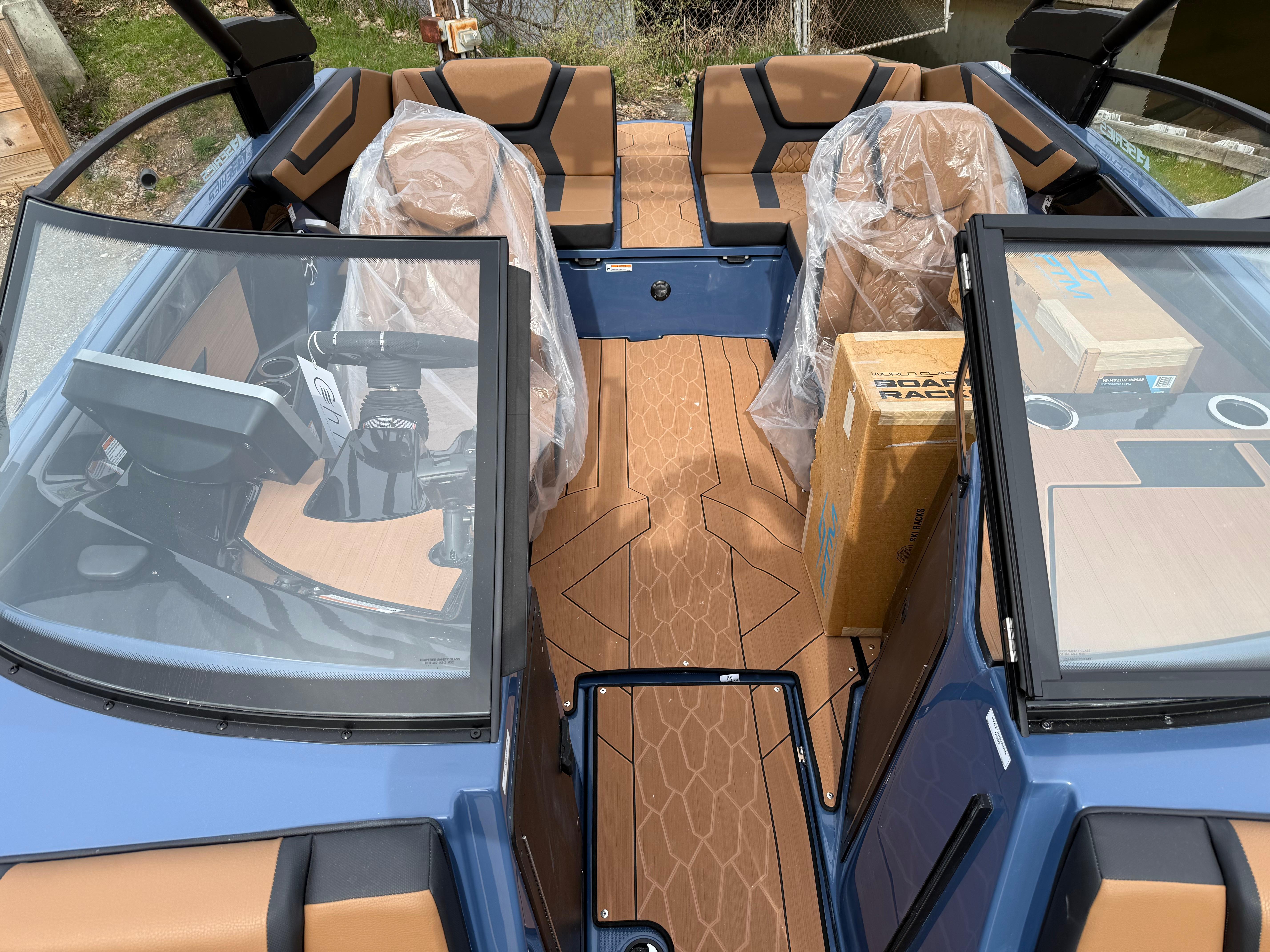 2024 Yamaha Boats 222XE Gallery