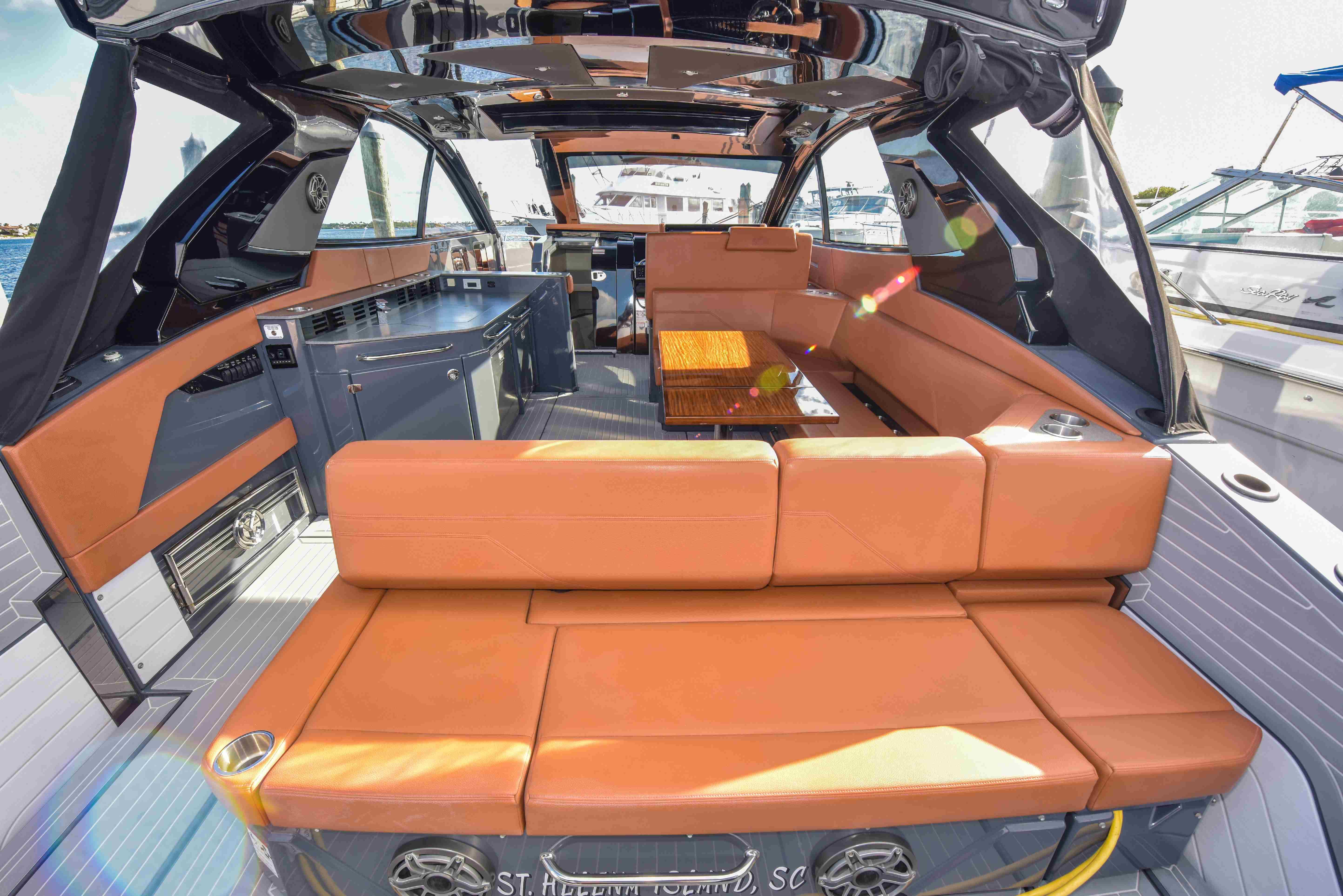 2021-cruisers-yachts-42-gls-ob-power-9778842-20250501095517176-1_XLARGE