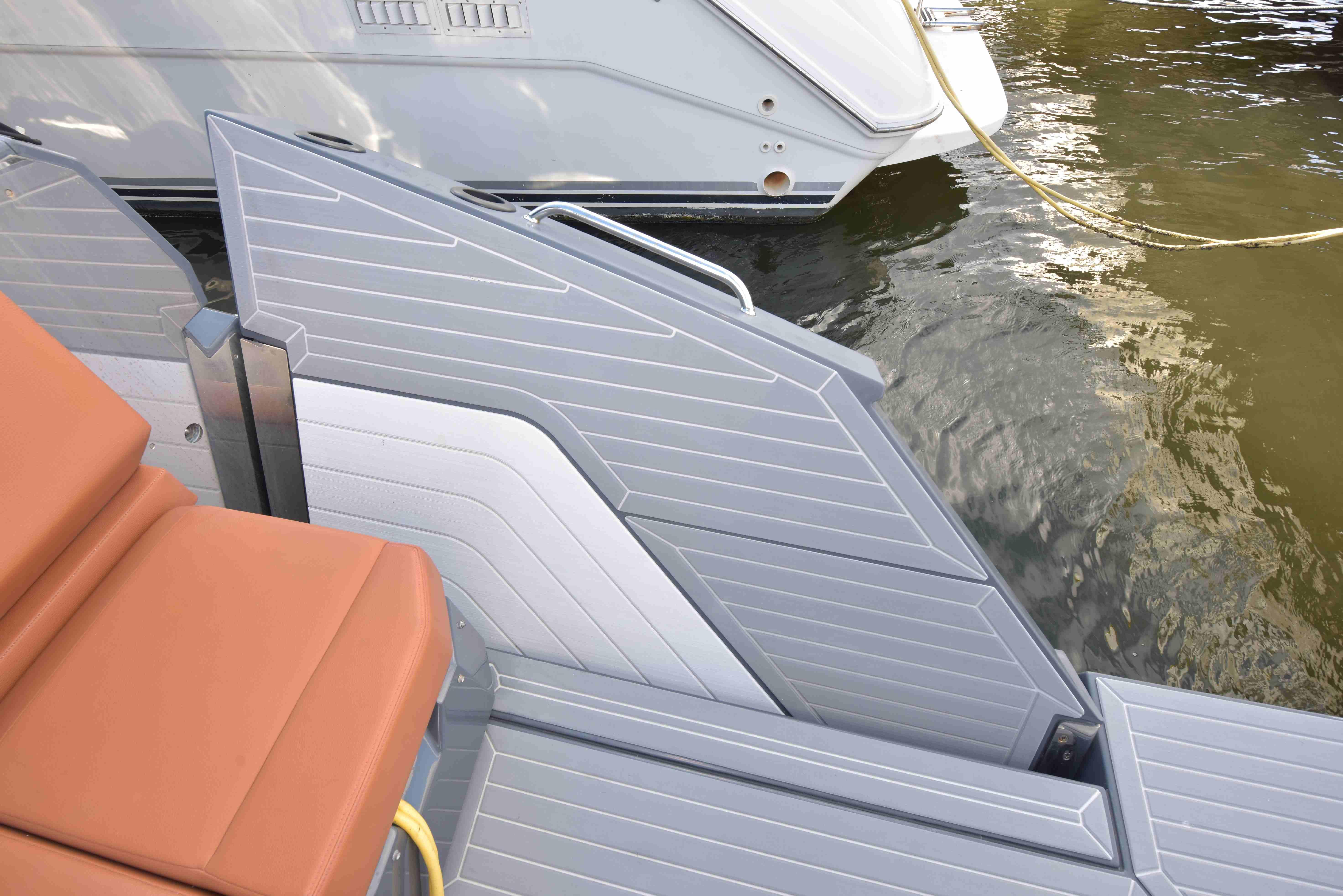 2021-cruisers-yachts-42-gls-ob-power-9778842-20250501095528178-1_XLARGE