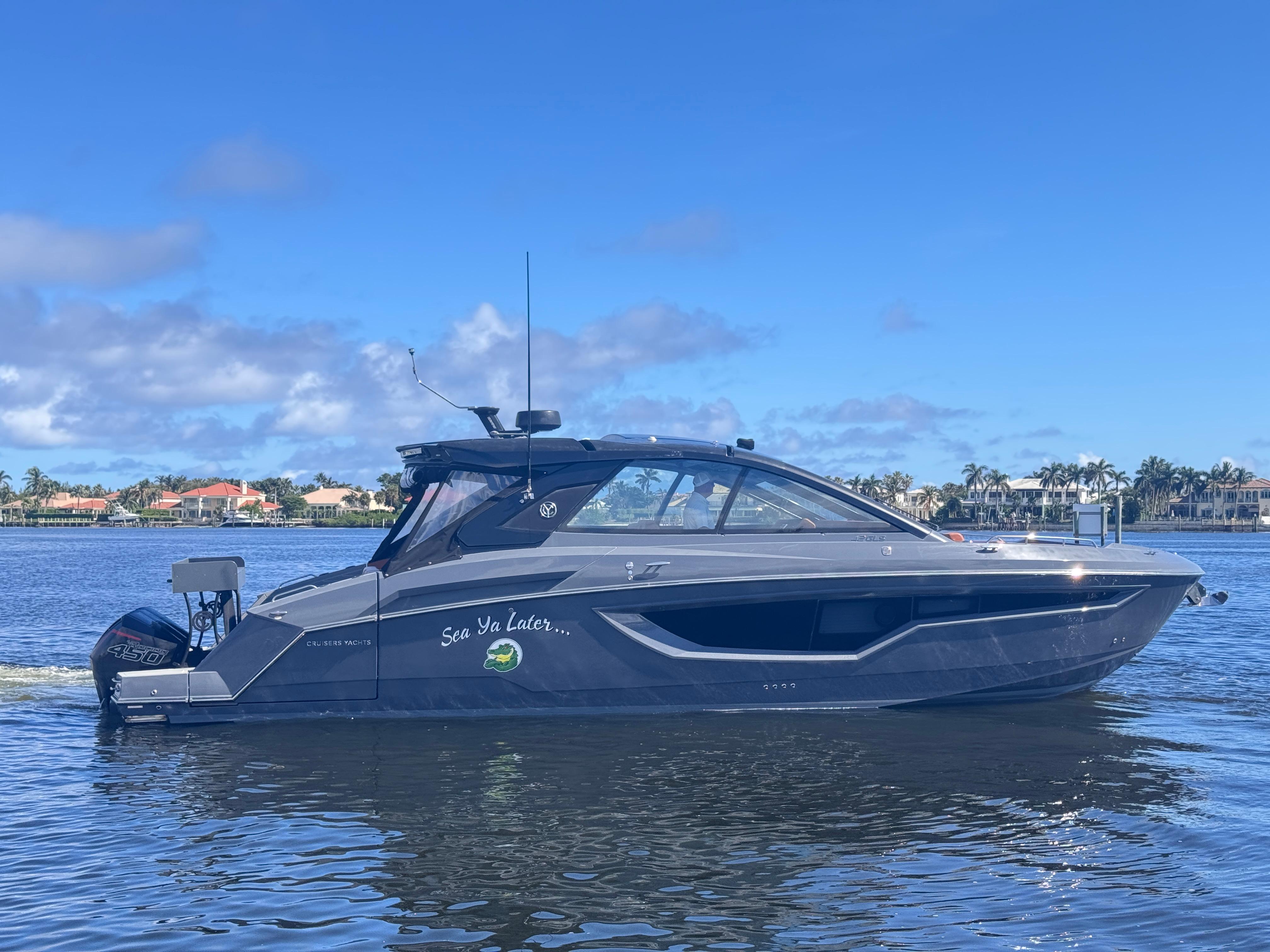 2021-cruisers-yachts-42-gls-ob-power-9778842-20250501100416706-1_XLARGE