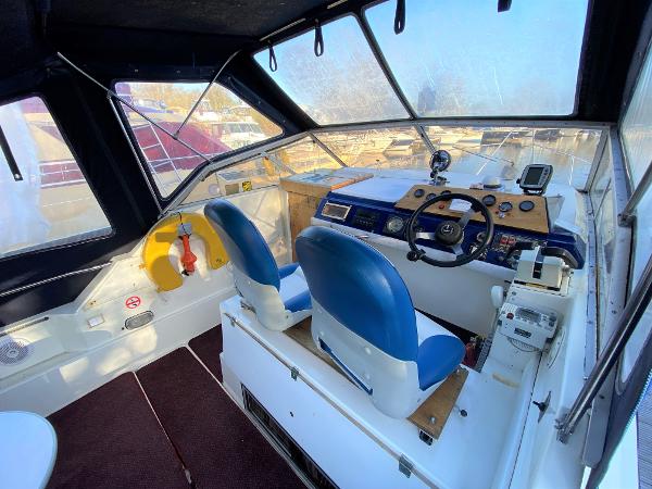 1981 Fairline Sunfury 26
